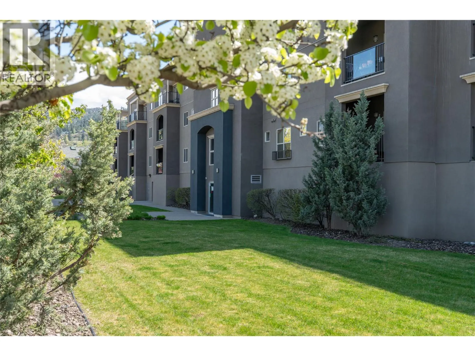 250 Waterford Avenue Unit# 302