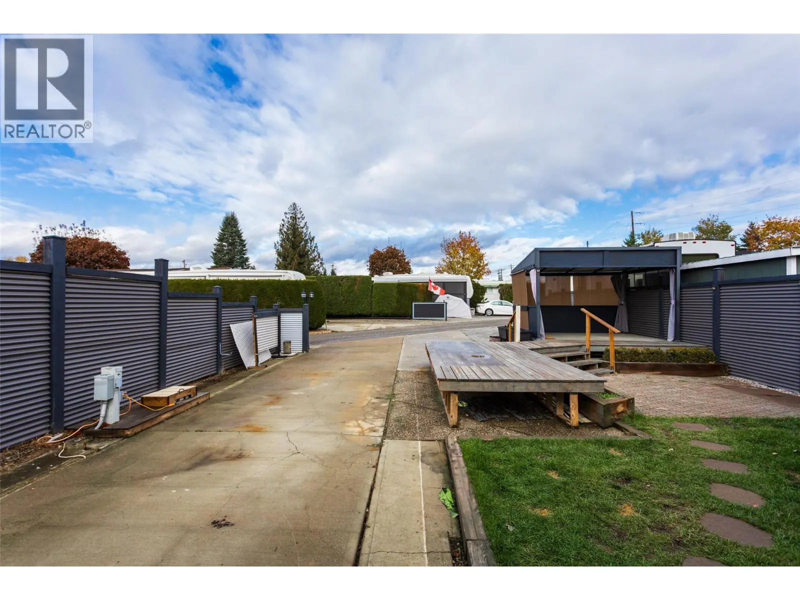 415 Commonwealth Road Unit# 332