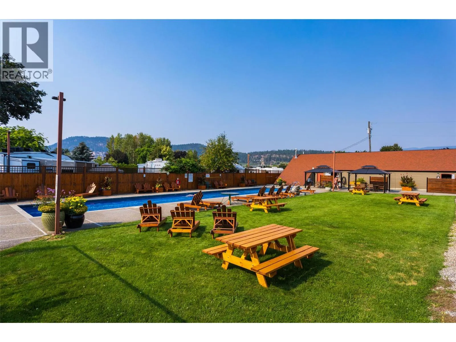 415 Commonwealth Road Unit# 332