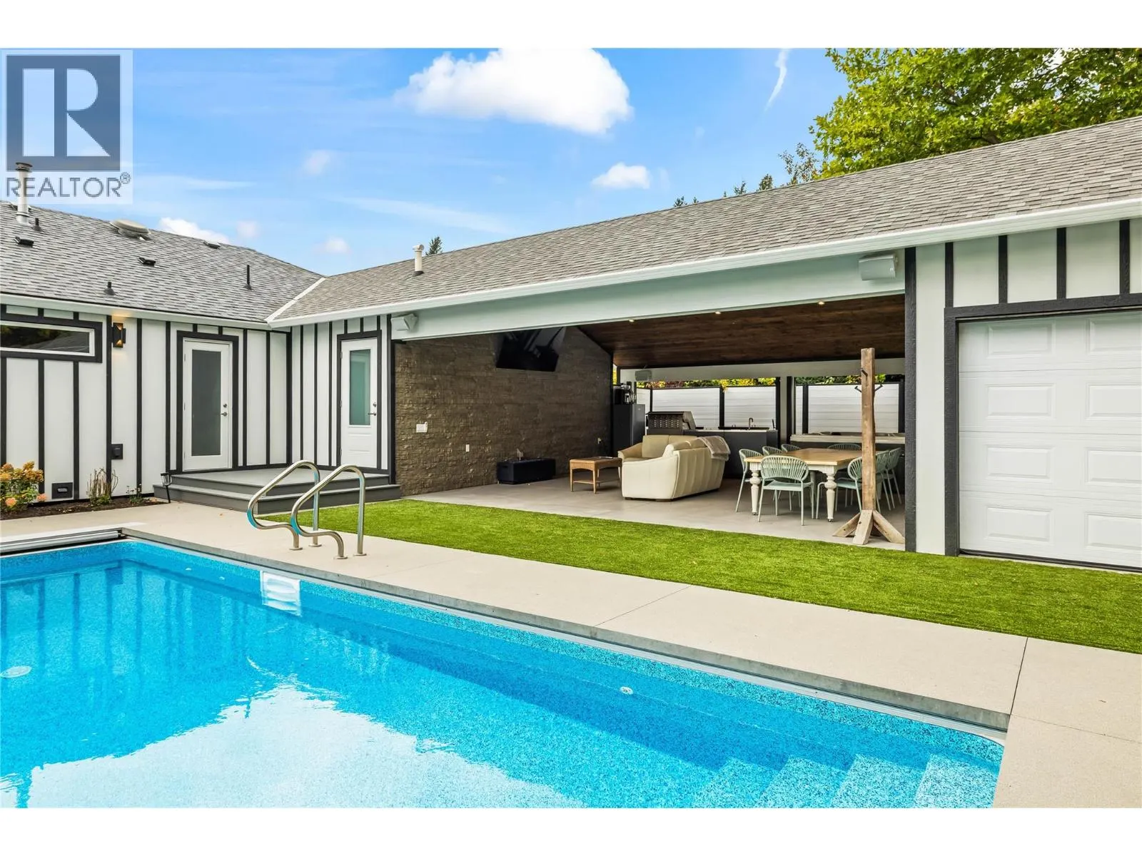 2336 Shannon Woods Drive