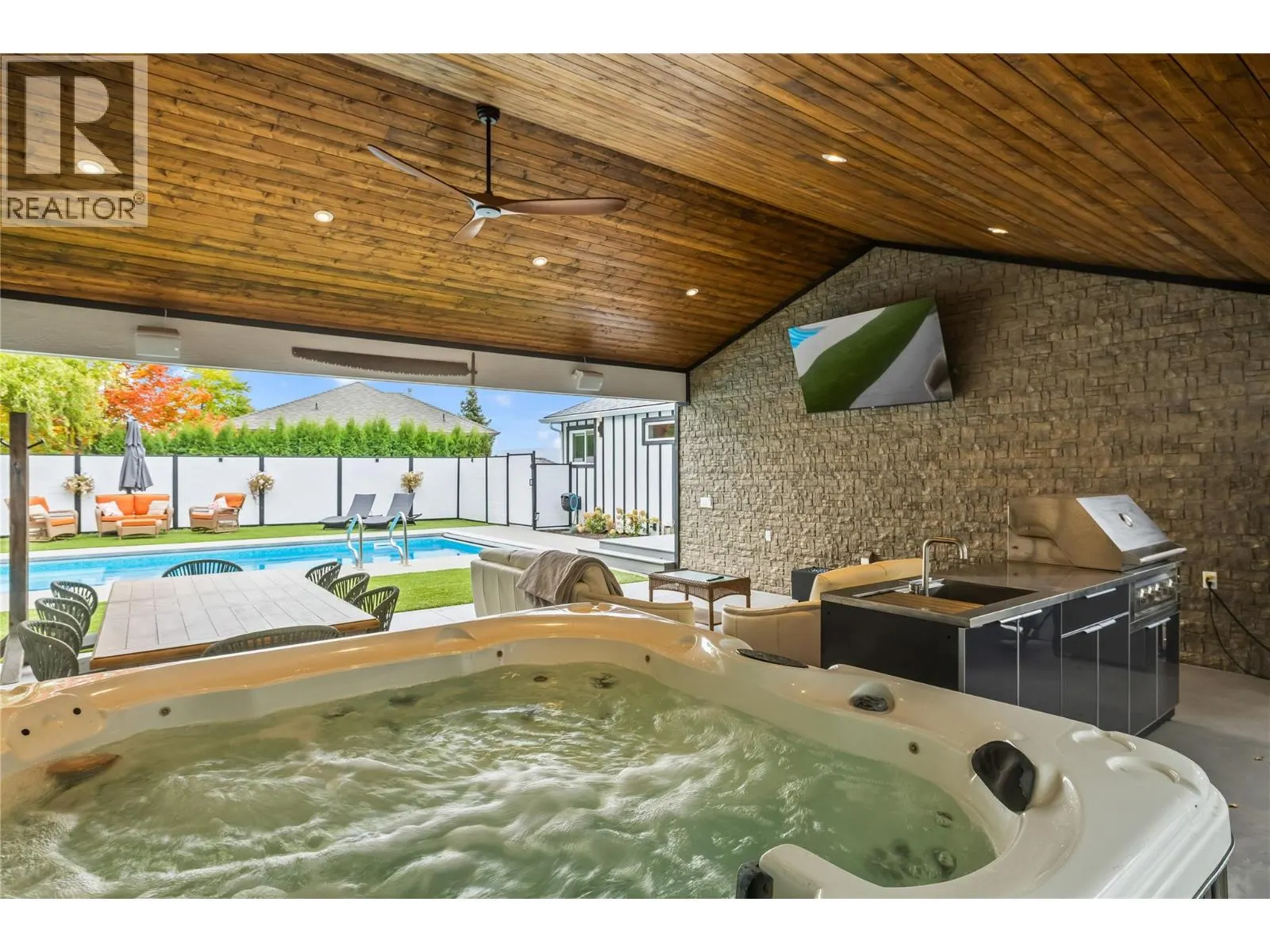 2336 Shannon Woods Drive