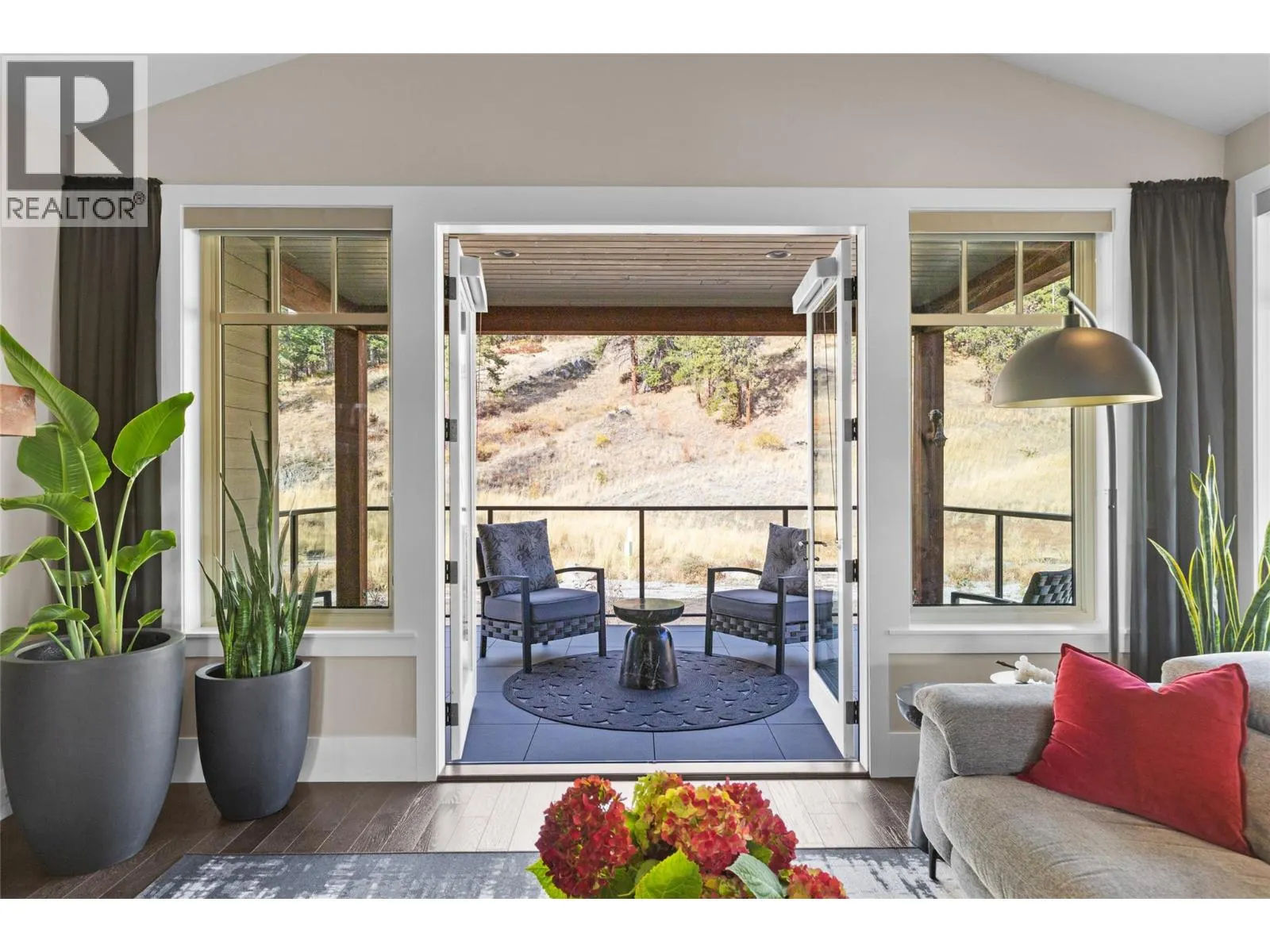 4000 Redstone Crescent Unit# 221