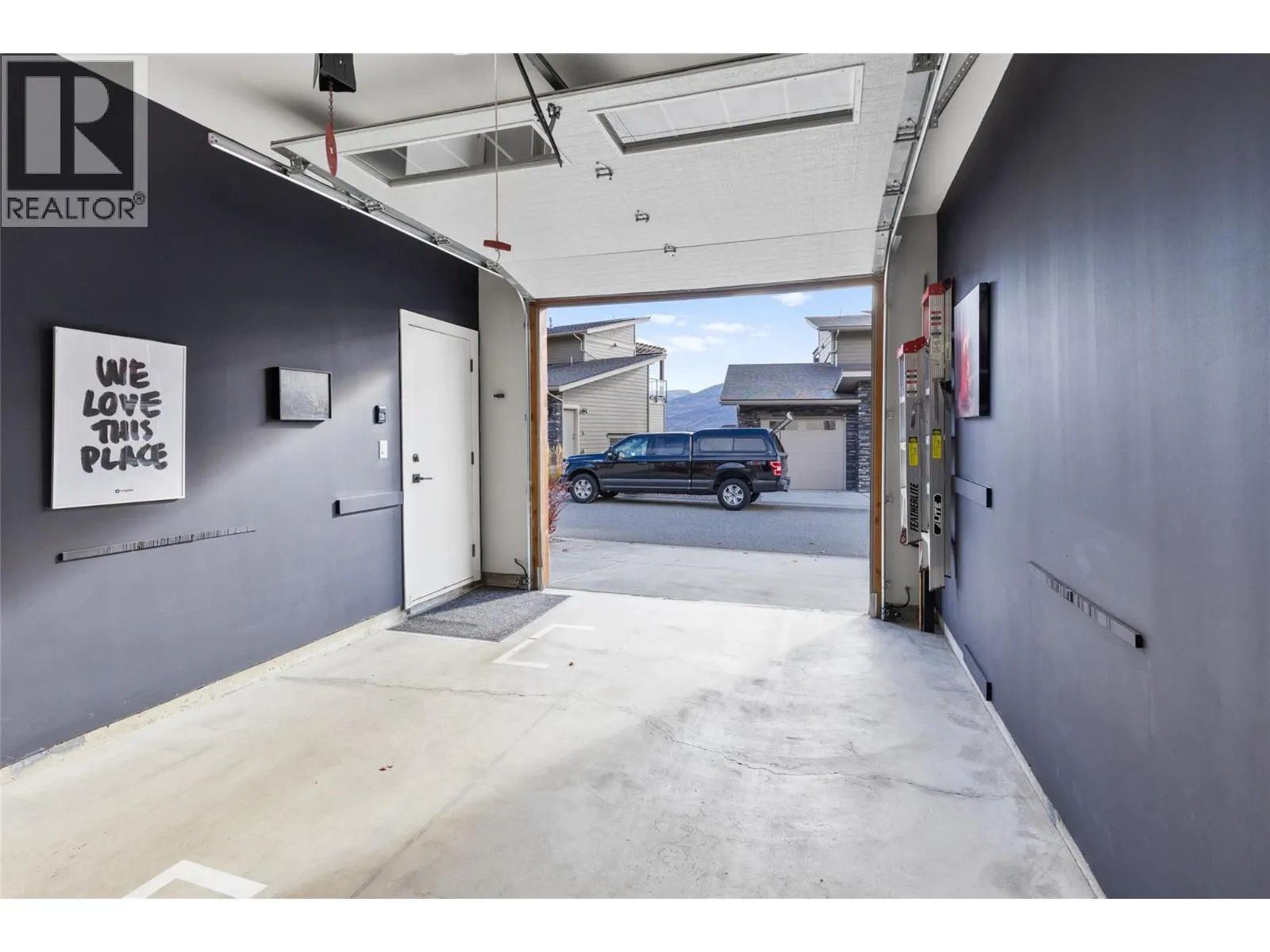 4000 Redstone Crescent Unit# 221