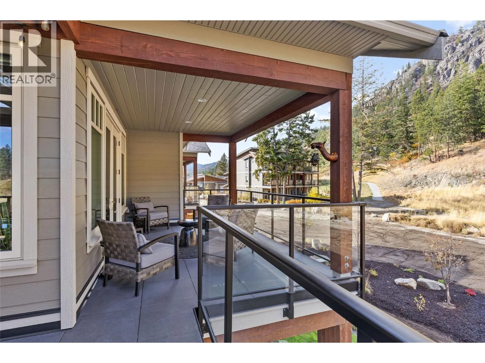 4000 Redstone Crescent Unit# 221