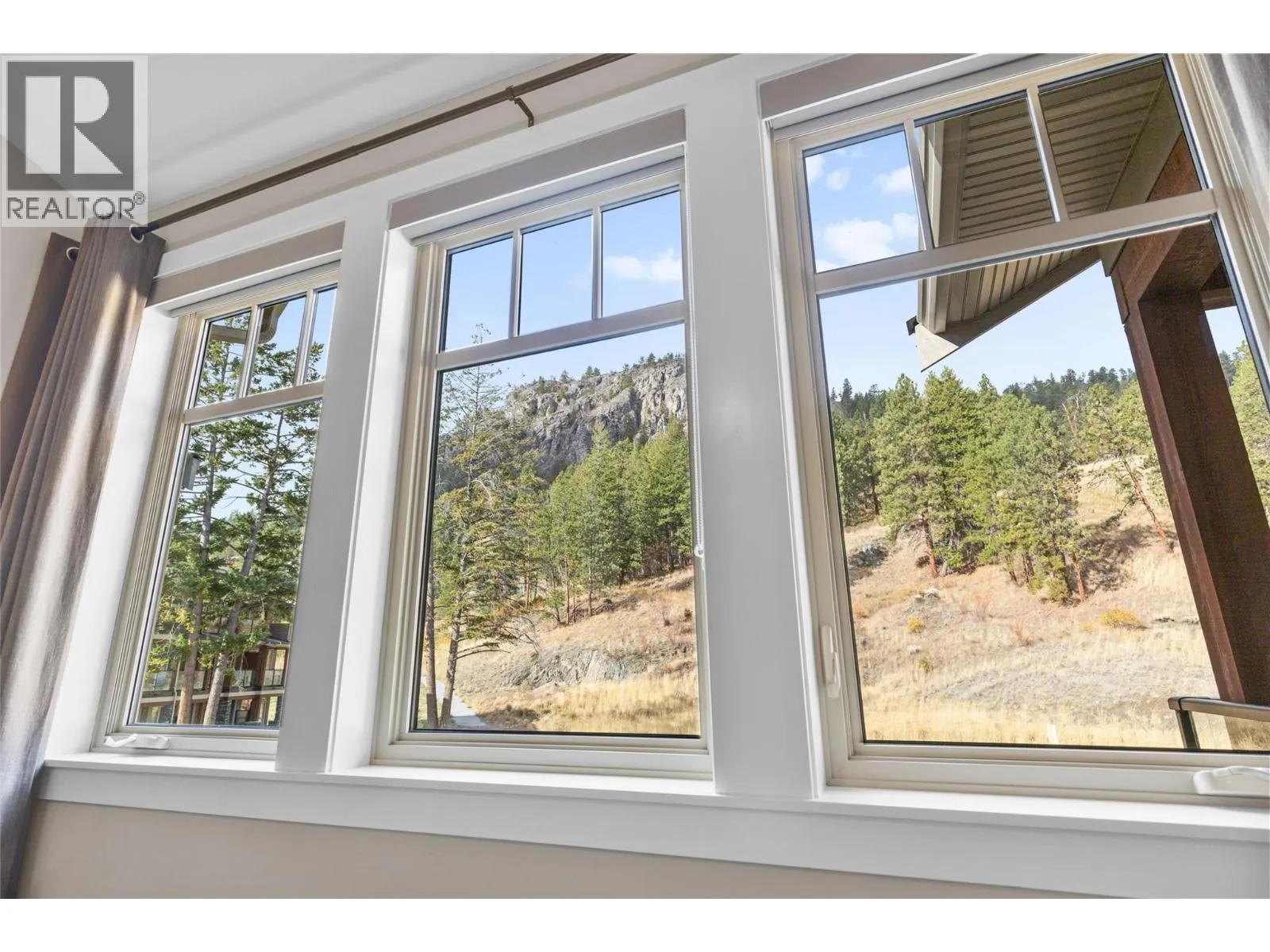 4000 Redstone Crescent Unit# 221