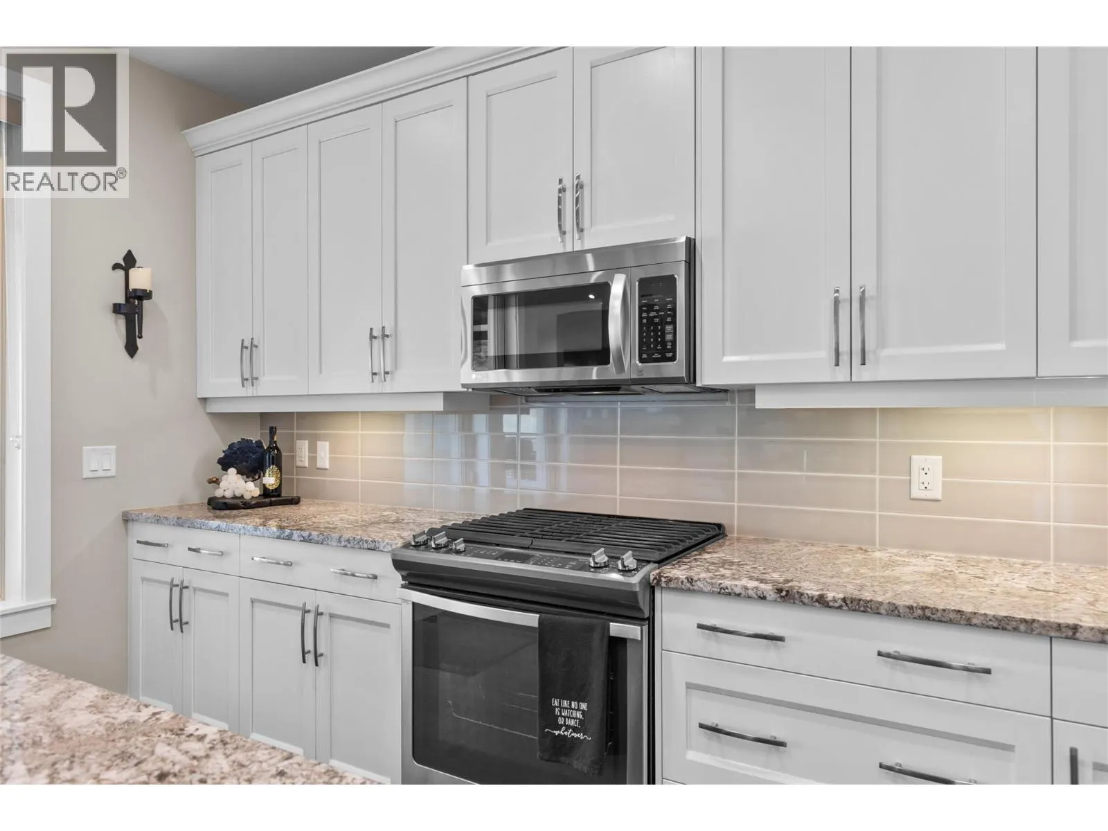 4000 Redstone Crescent Unit# 221