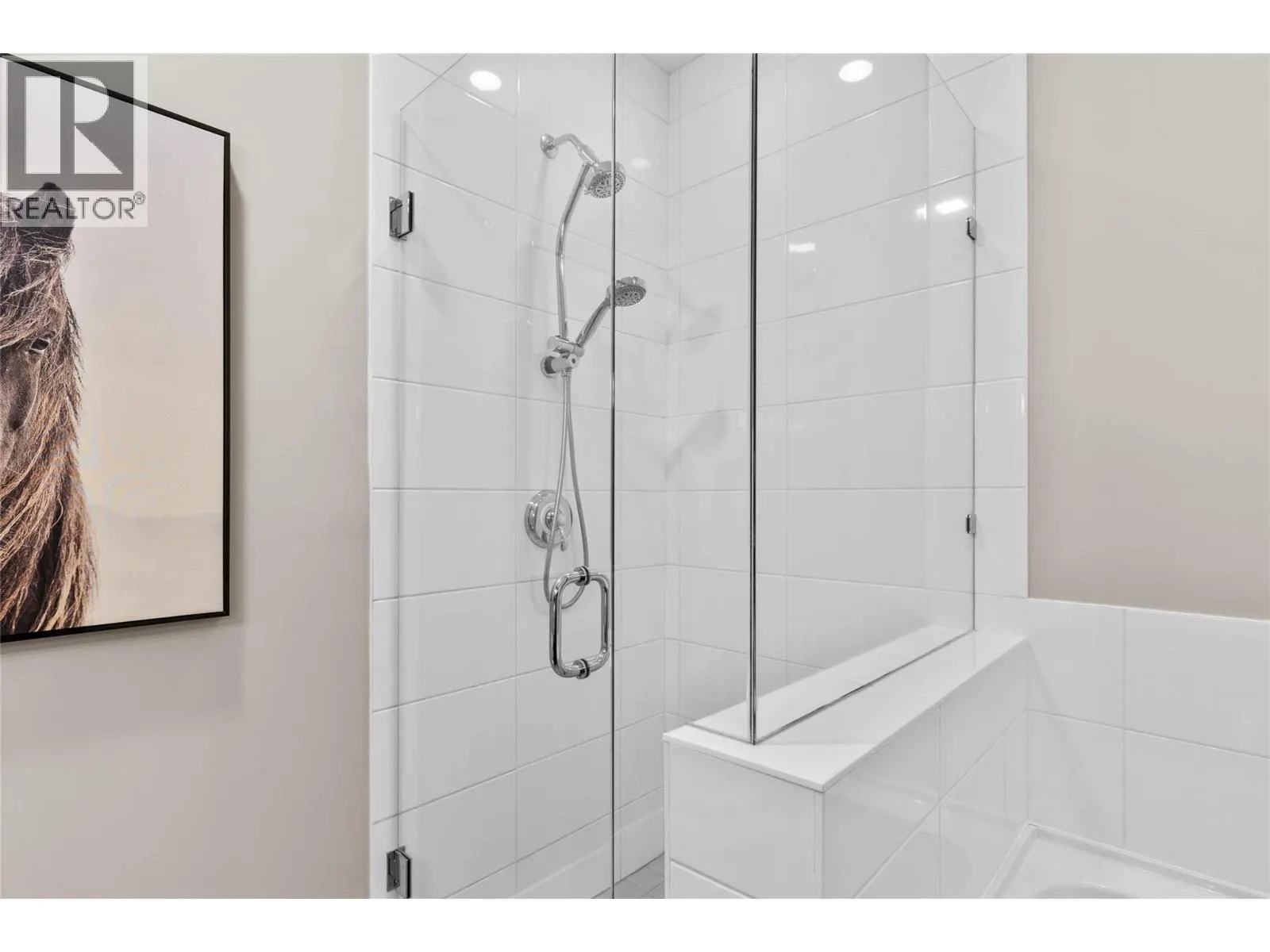 4000 Redstone Crescent Unit# 221