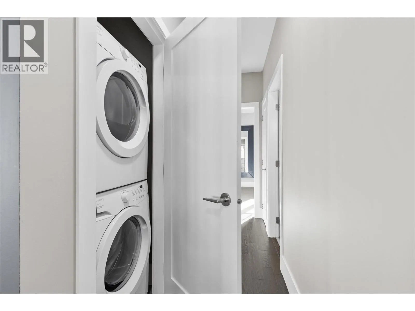 4000 Redstone Crescent Unit# 221