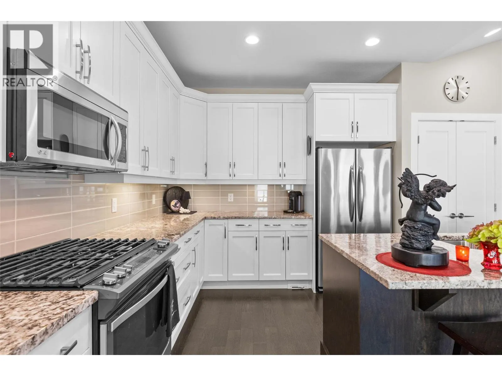 4000 Redstone Crescent Unit# 221