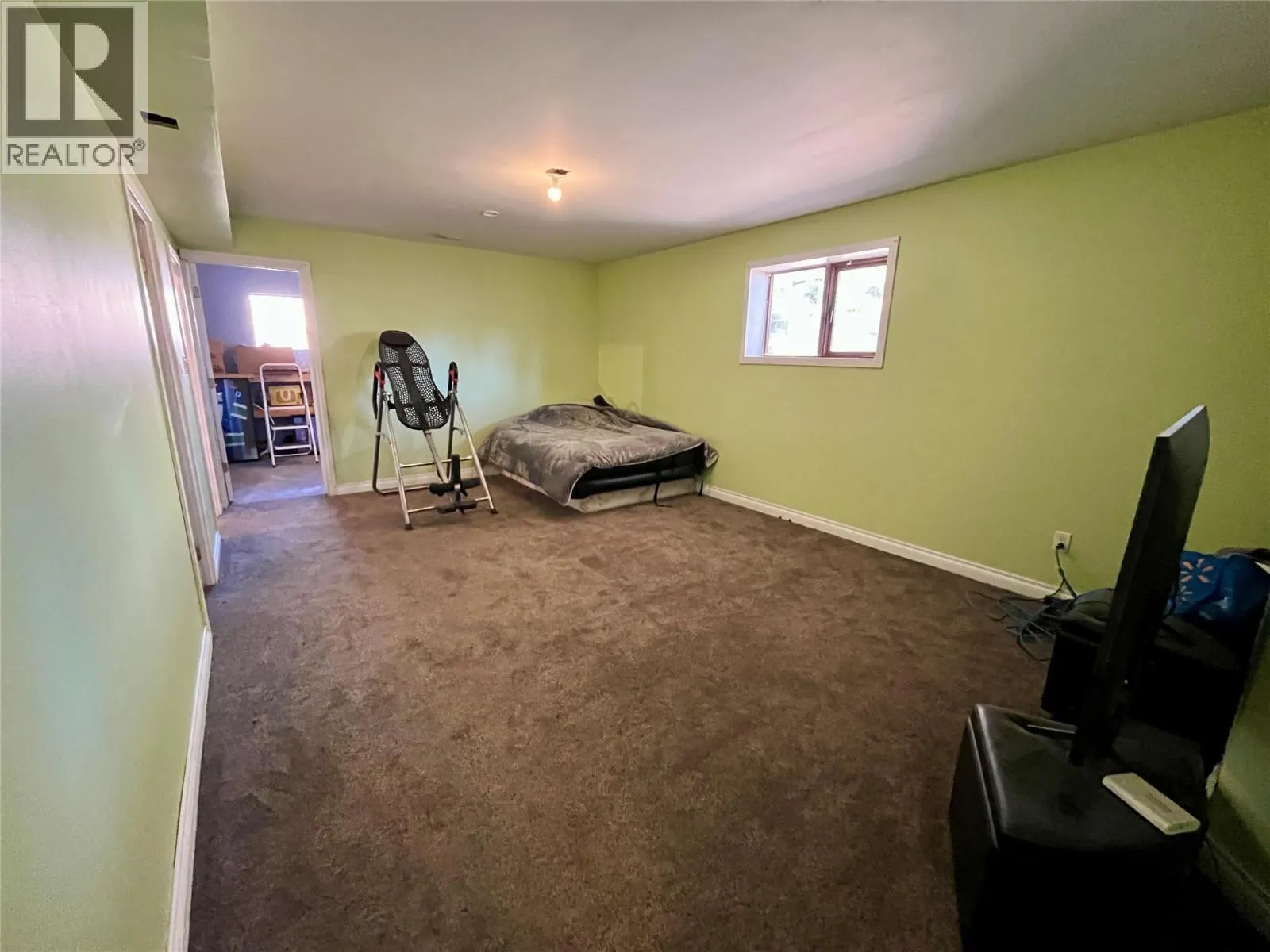 128 Peace River Crescent