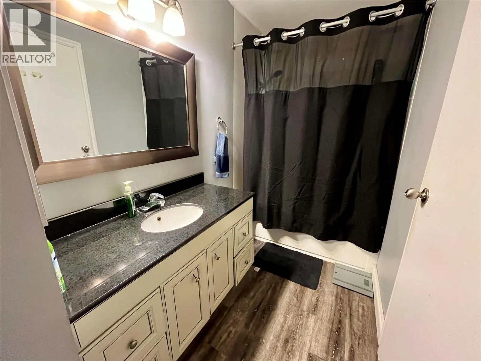 128 Peace River Crescent