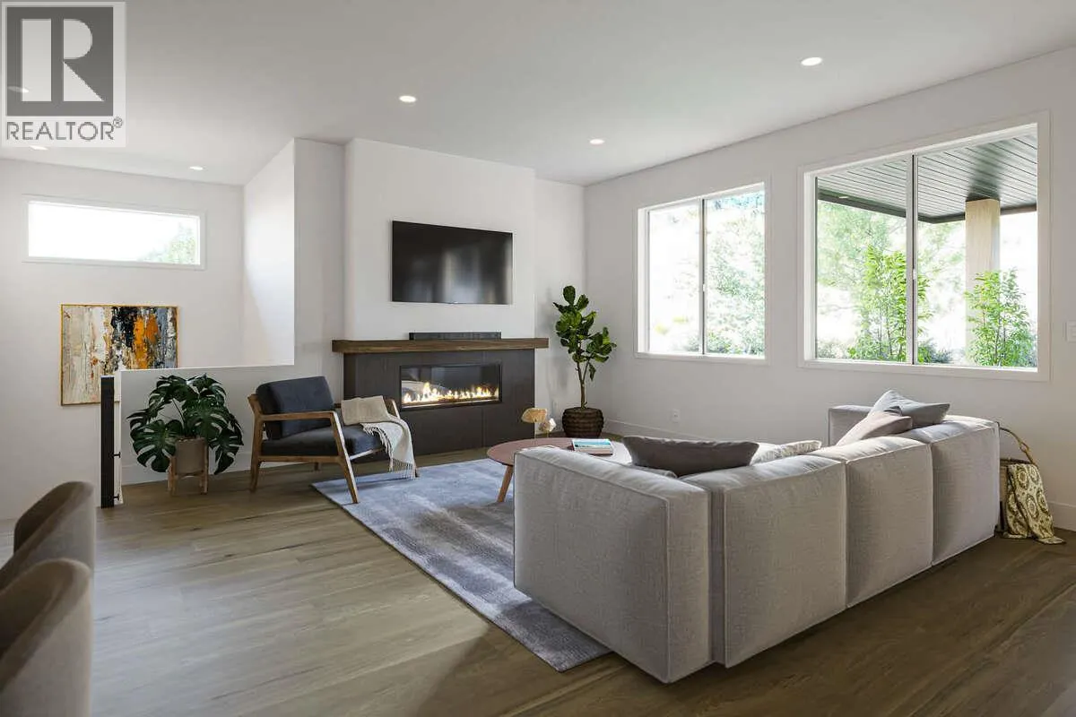 1720 Hidden Hills Drive Unit# 5