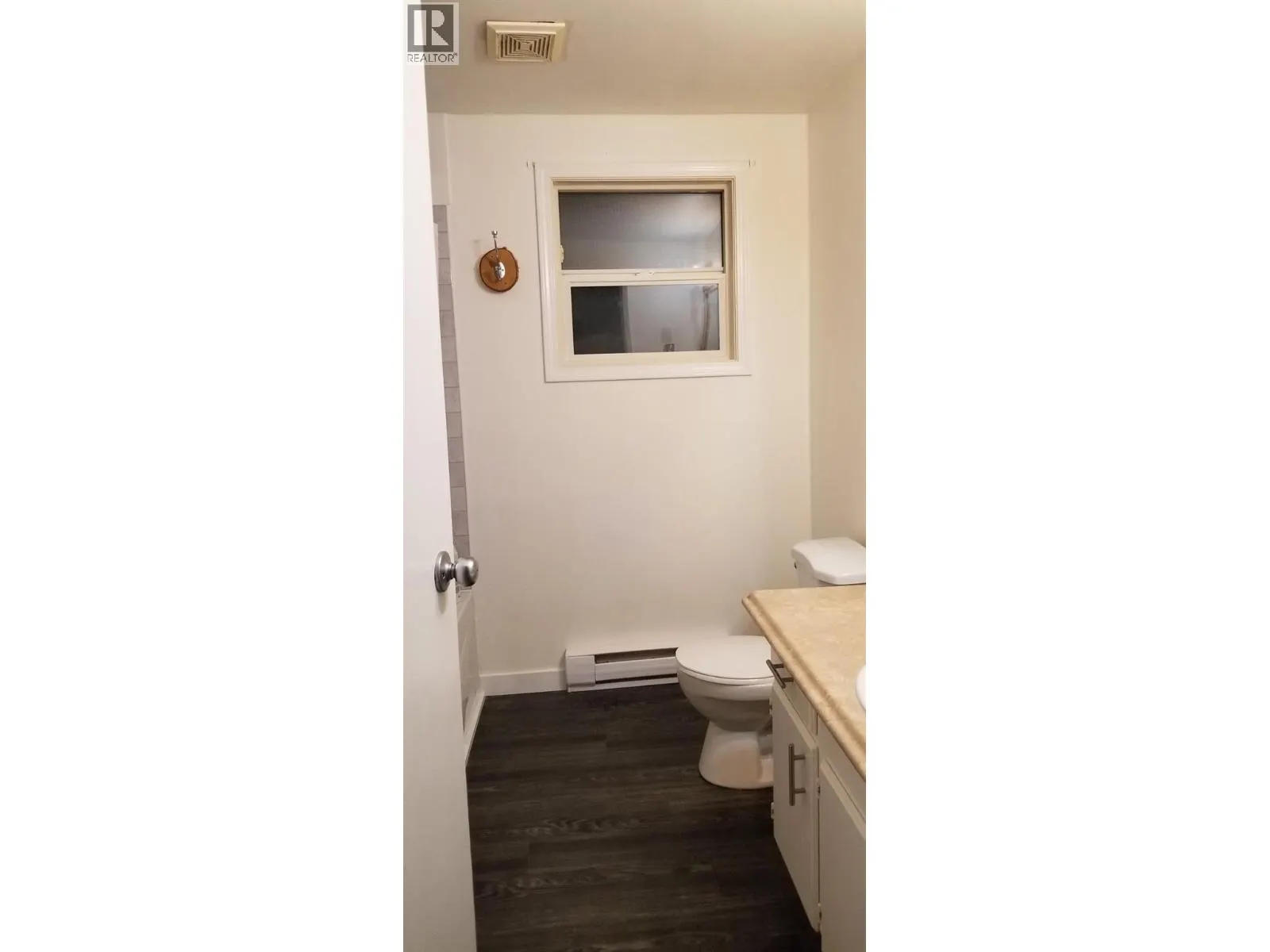 914 Columbia Crescent