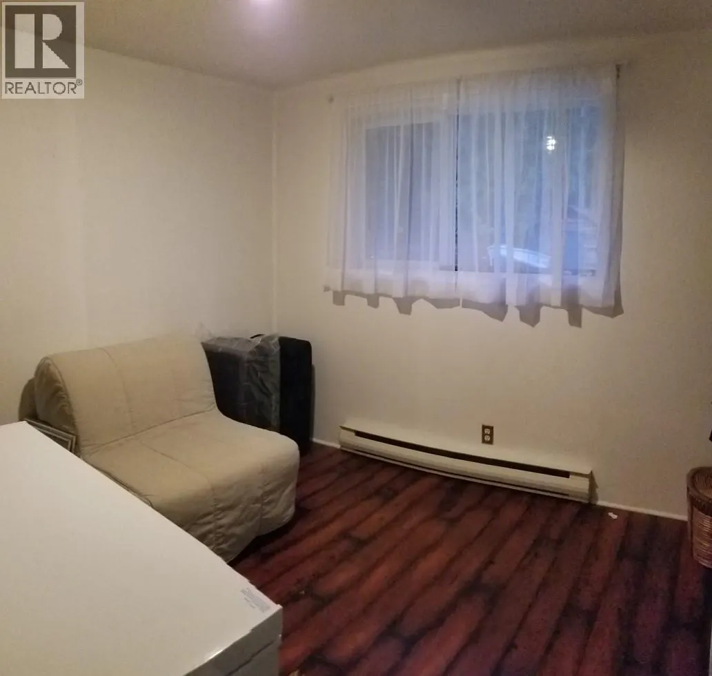 914 Columbia Crescent