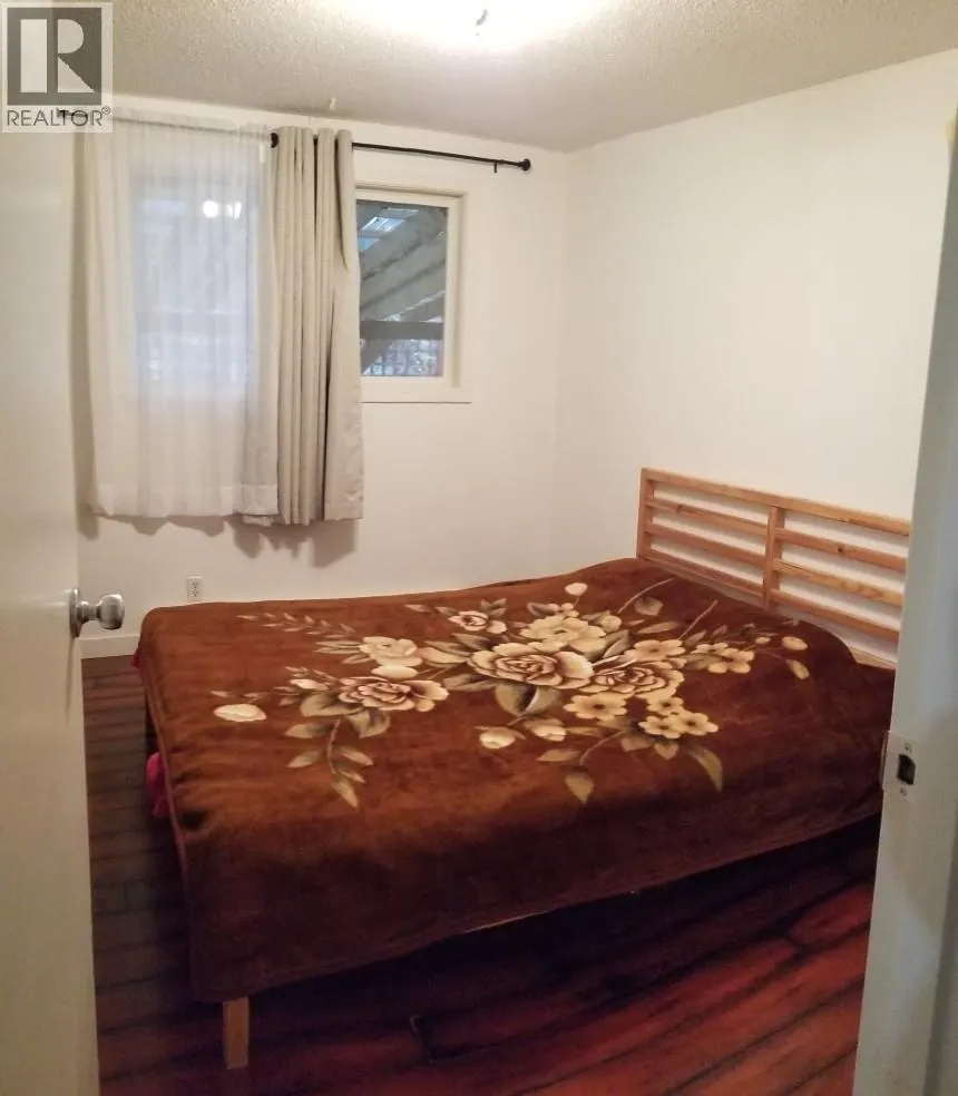 914 Columbia Crescent