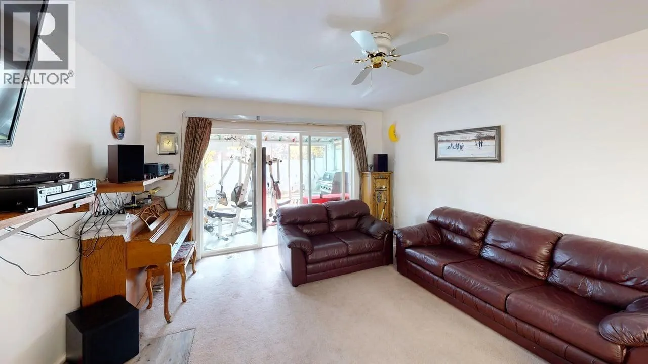 2210 Columbia Avenue Unit# 59