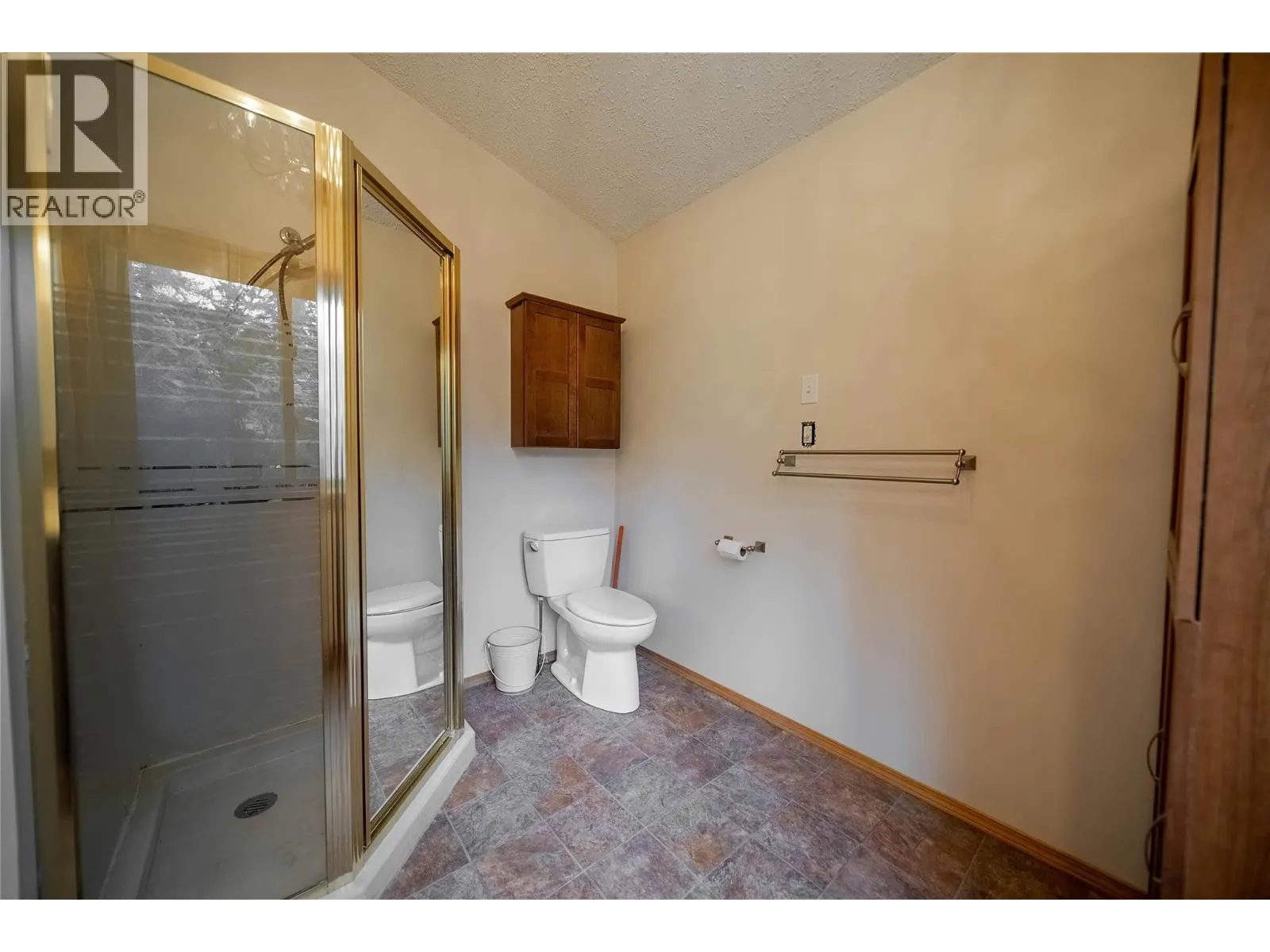 7825 Jaffray Baynes Lake Road Road