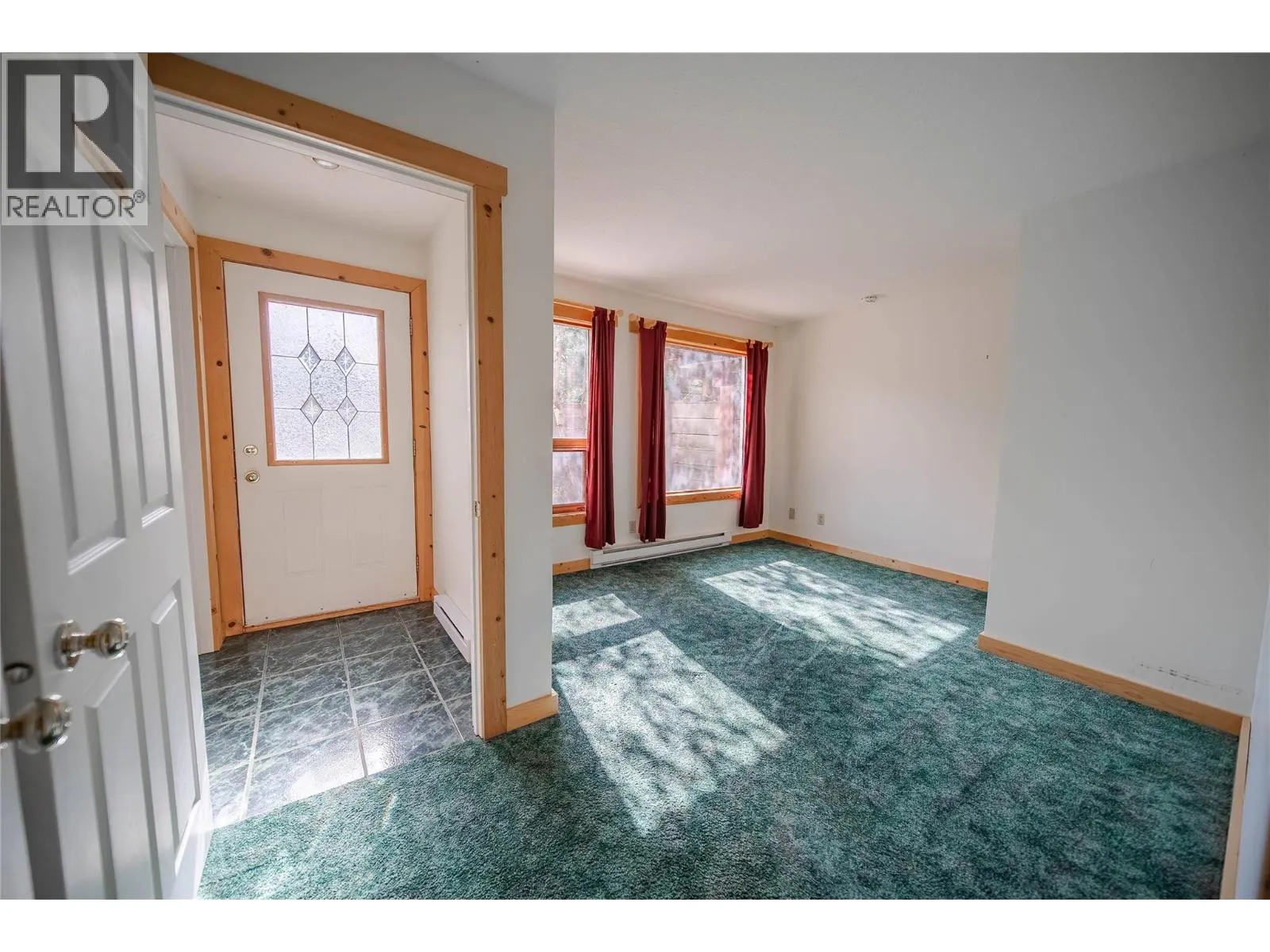 7825 Jaffray Baynes Lake Road Road