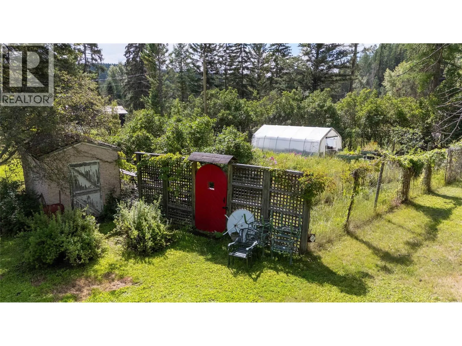 7825 Jaffray Baynes Lake Road Road