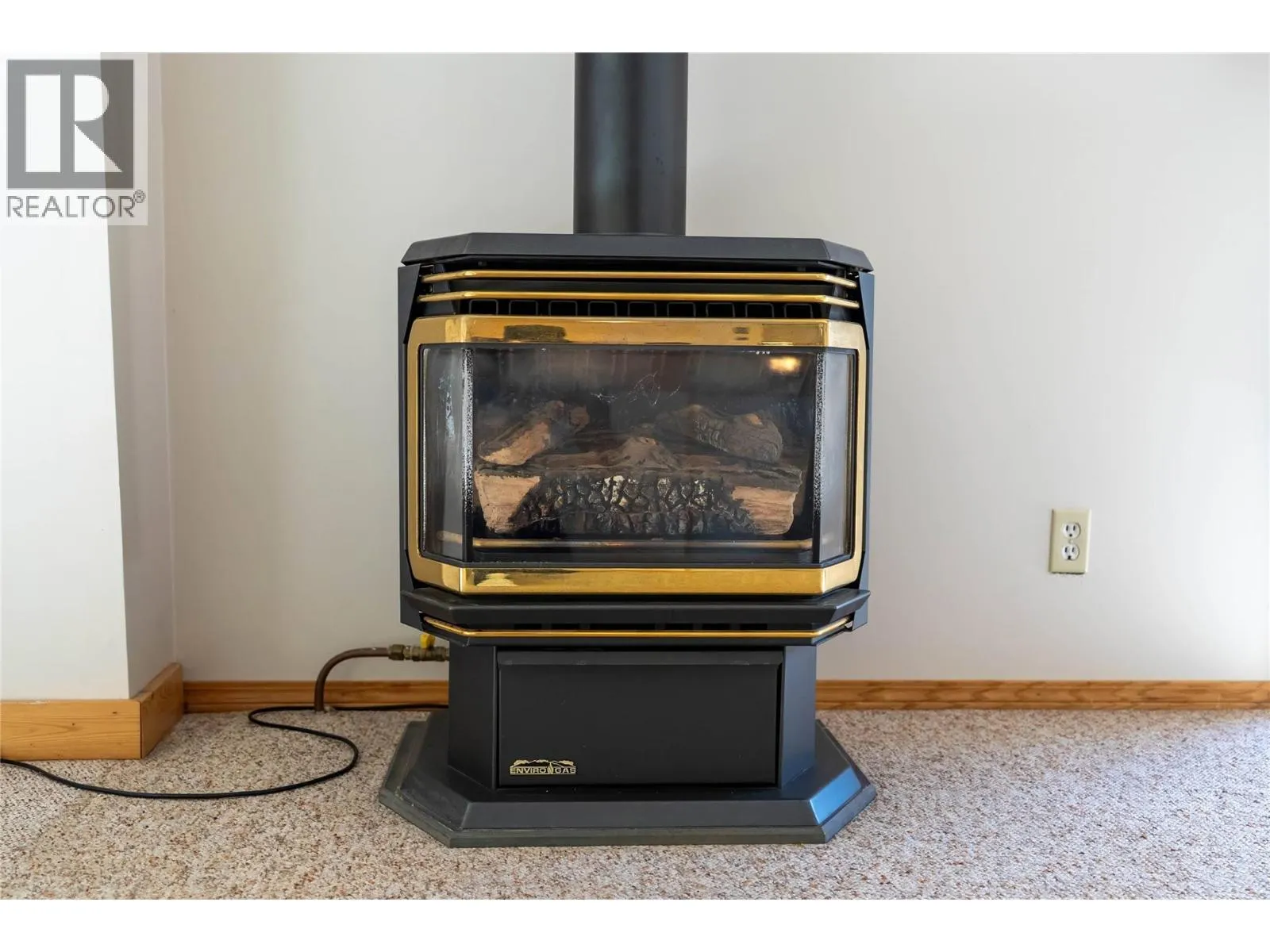 7825 Jaffray Baynes Lake Road Road