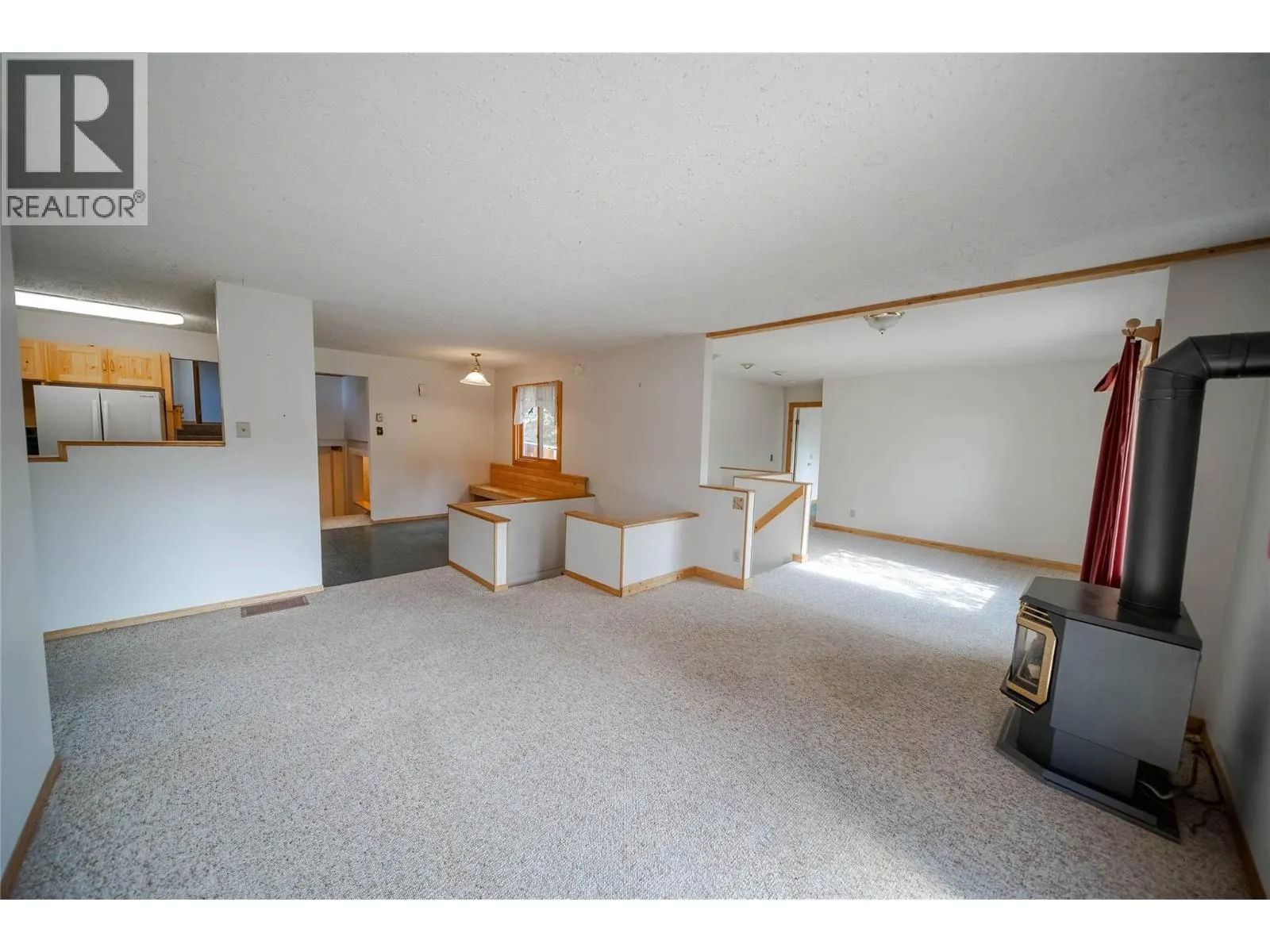 7825 Jaffray Baynes Lake Road Road