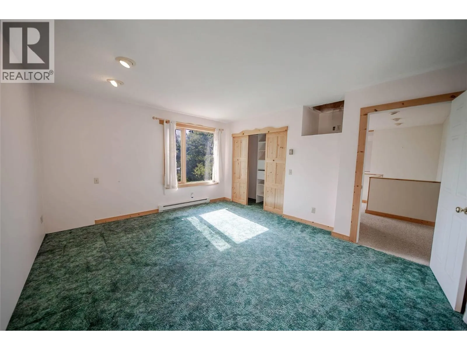 7825 Jaffray Baynes Lake Road Road