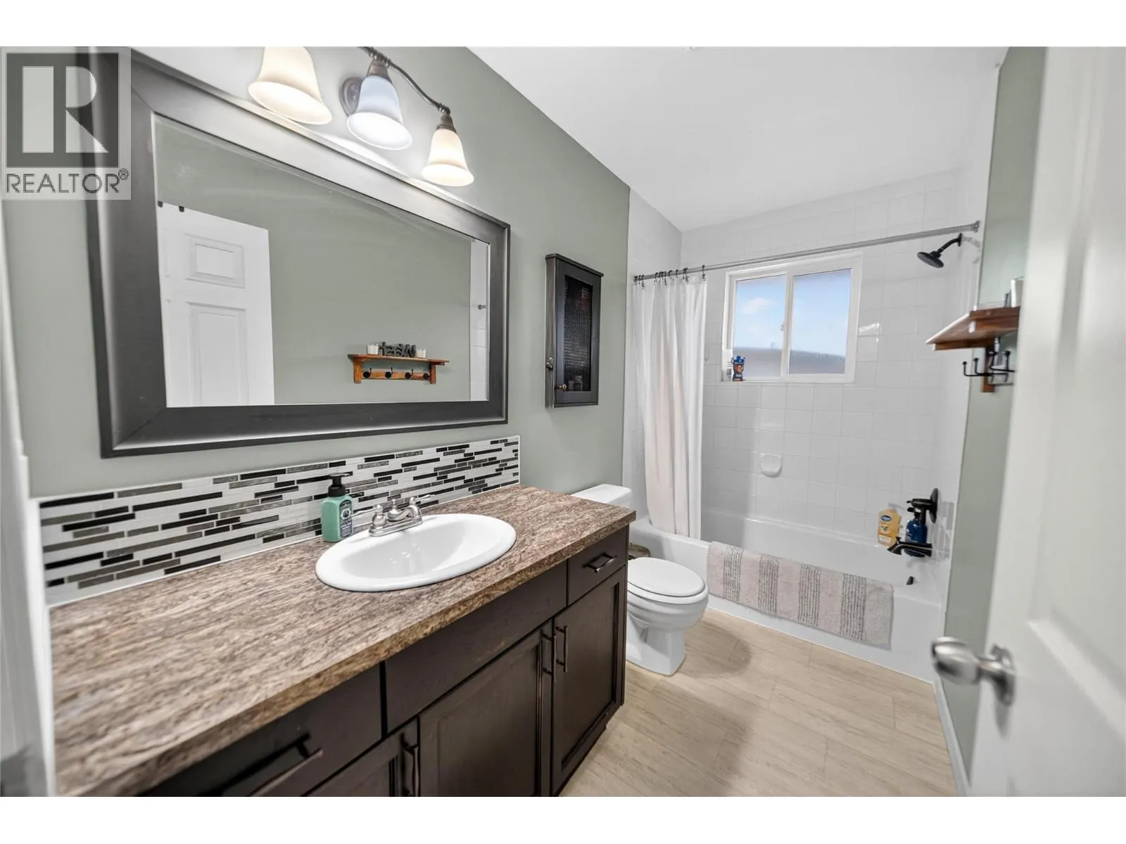 1412 20A Street South Street