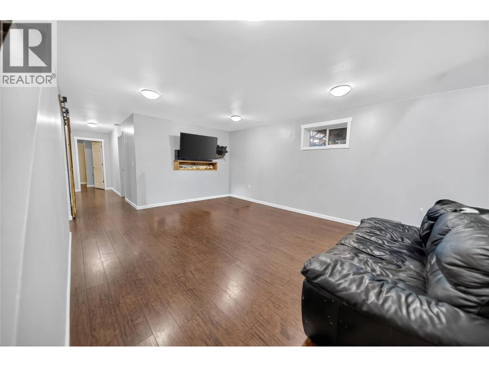 1412 20A Street South Street