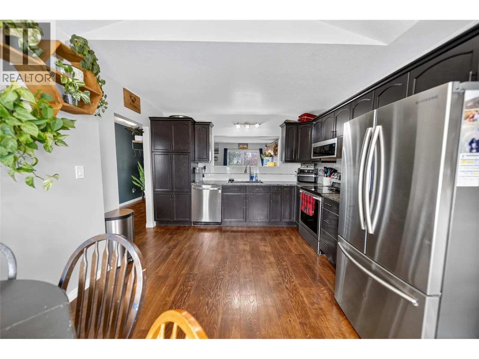 1412 20A Street South Street