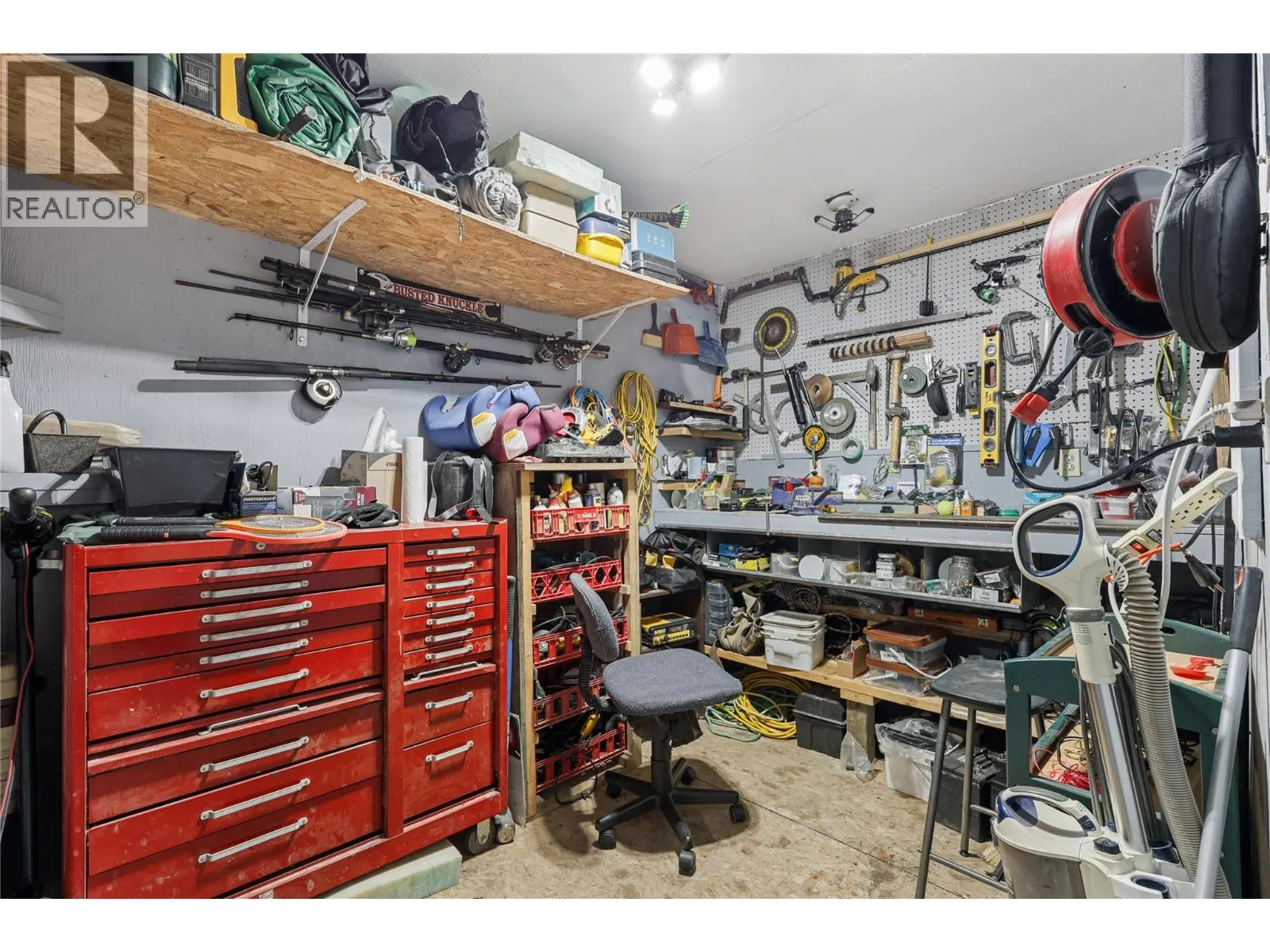 712 SHUSWAP  E Road Unit# 11