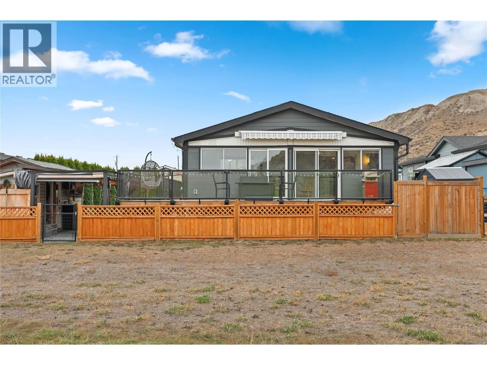 712 SHUSWAP  E Road Unit# 11