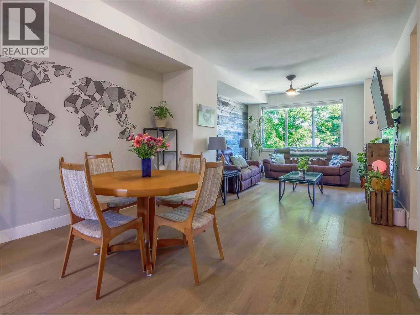 300 DRYSDALE Boulevard Unit# 17