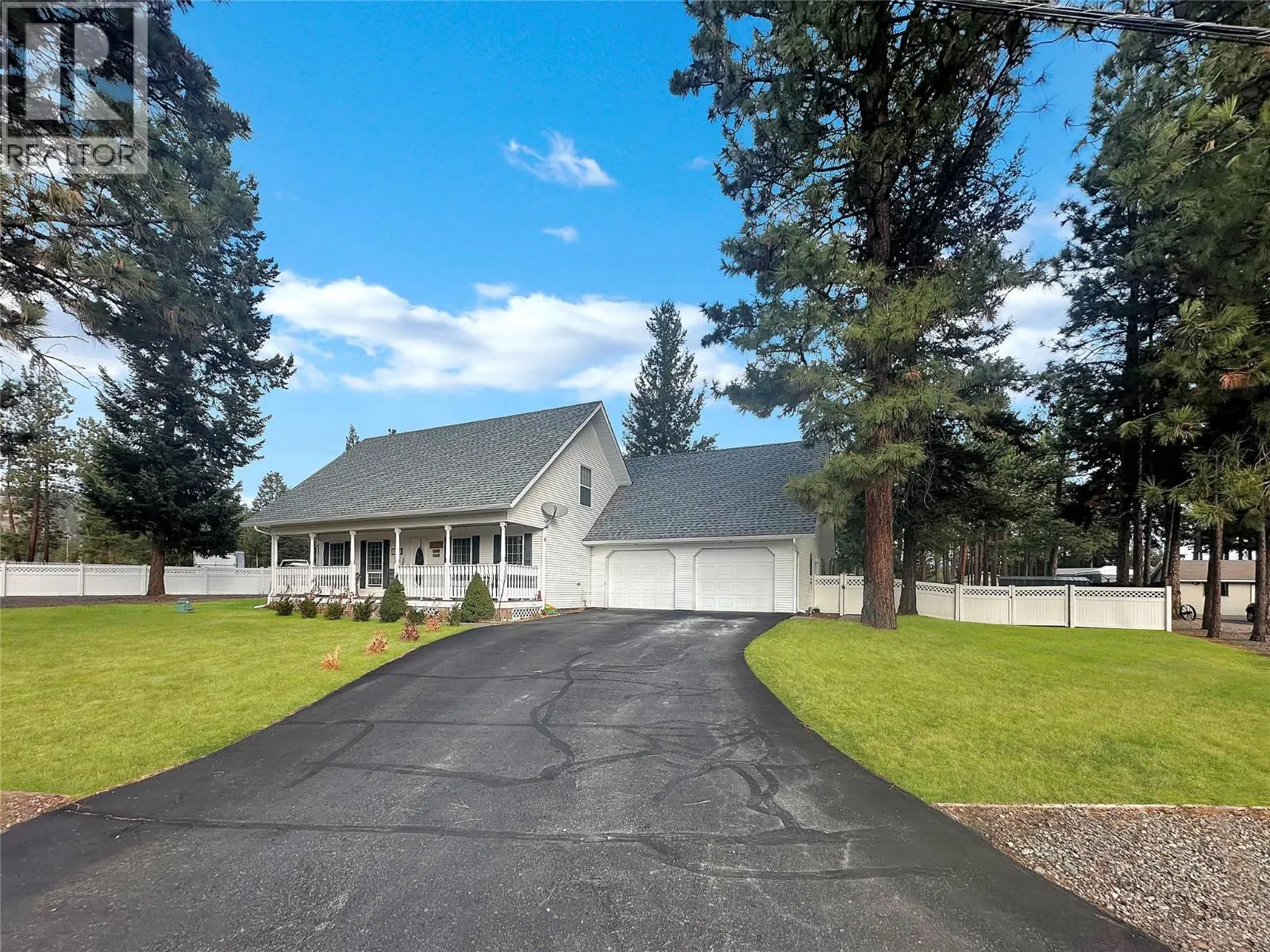 100 DEERVIEW Crescent