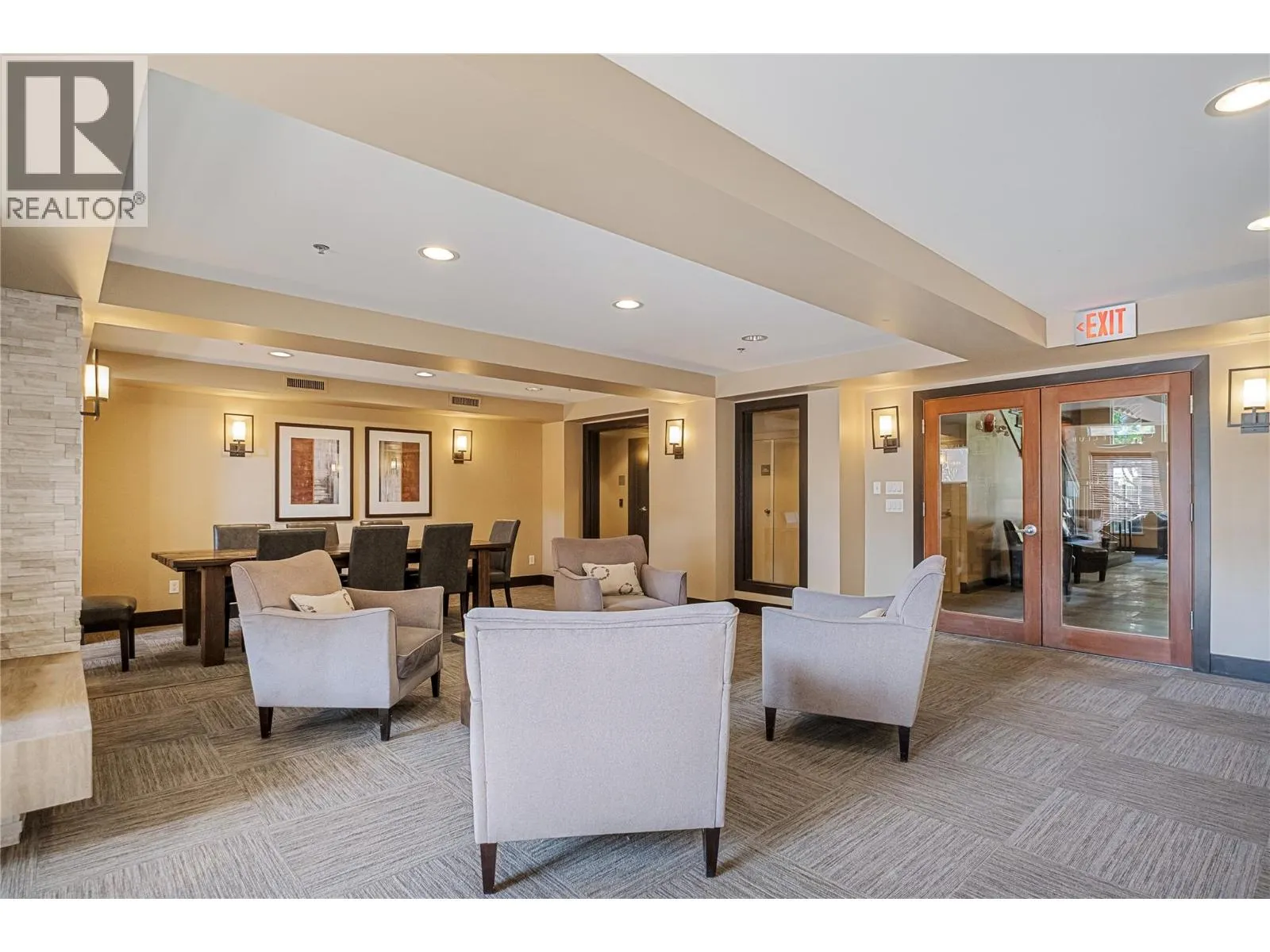 1093 Sunset Drive Unit# 307