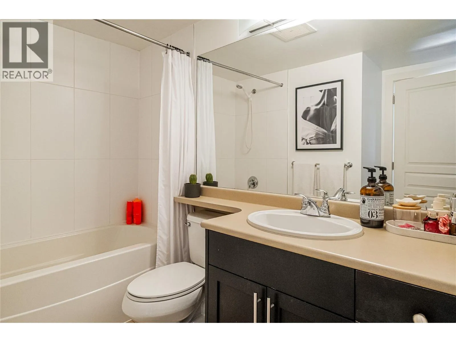 1093 Sunset Drive Unit# 307