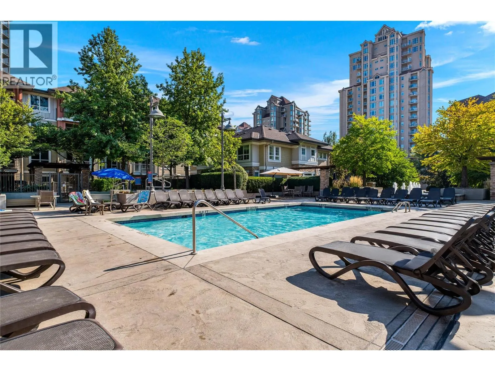 1093 Sunset Drive Unit# 307