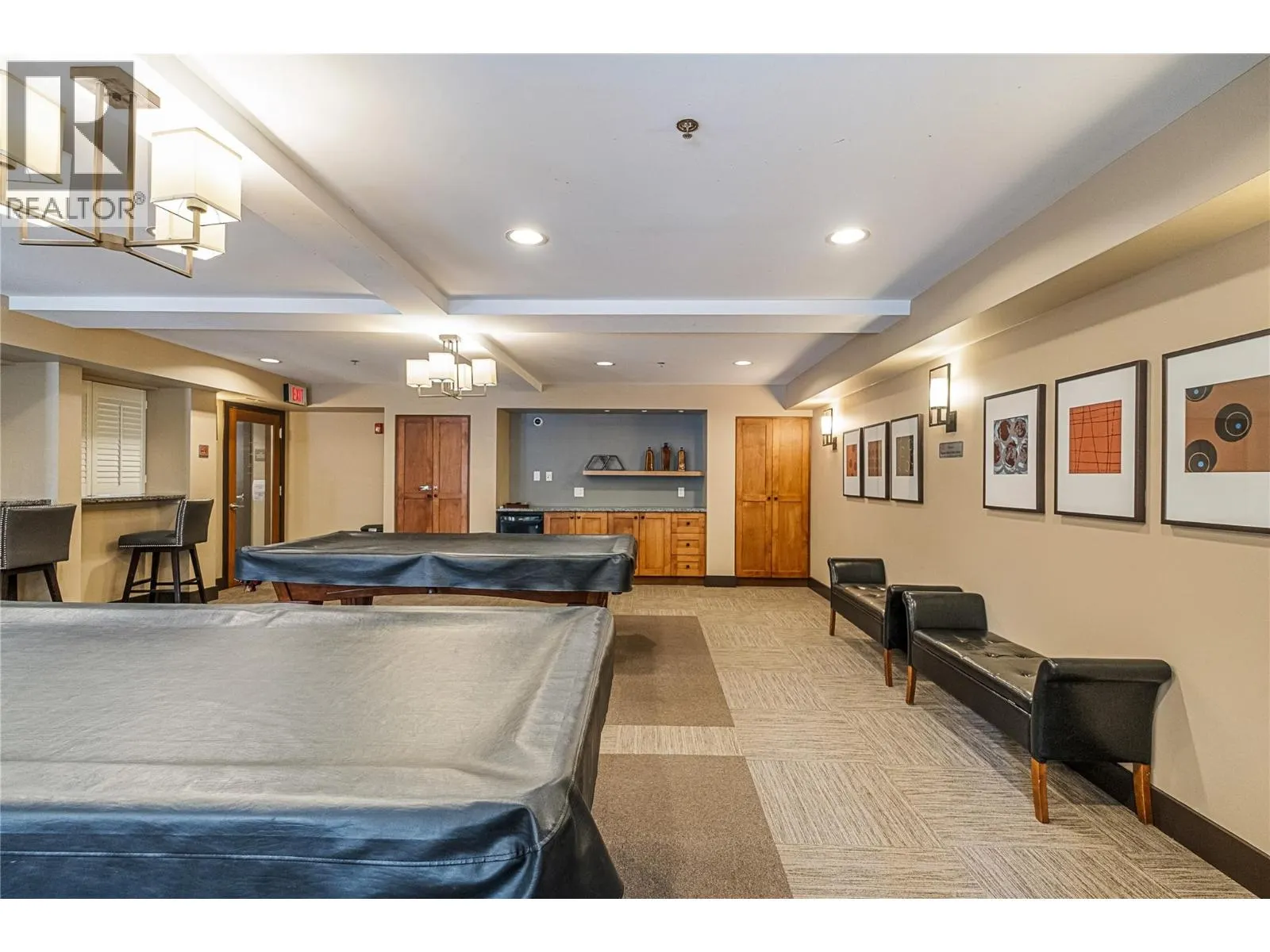 1093 Sunset Drive Unit# 307