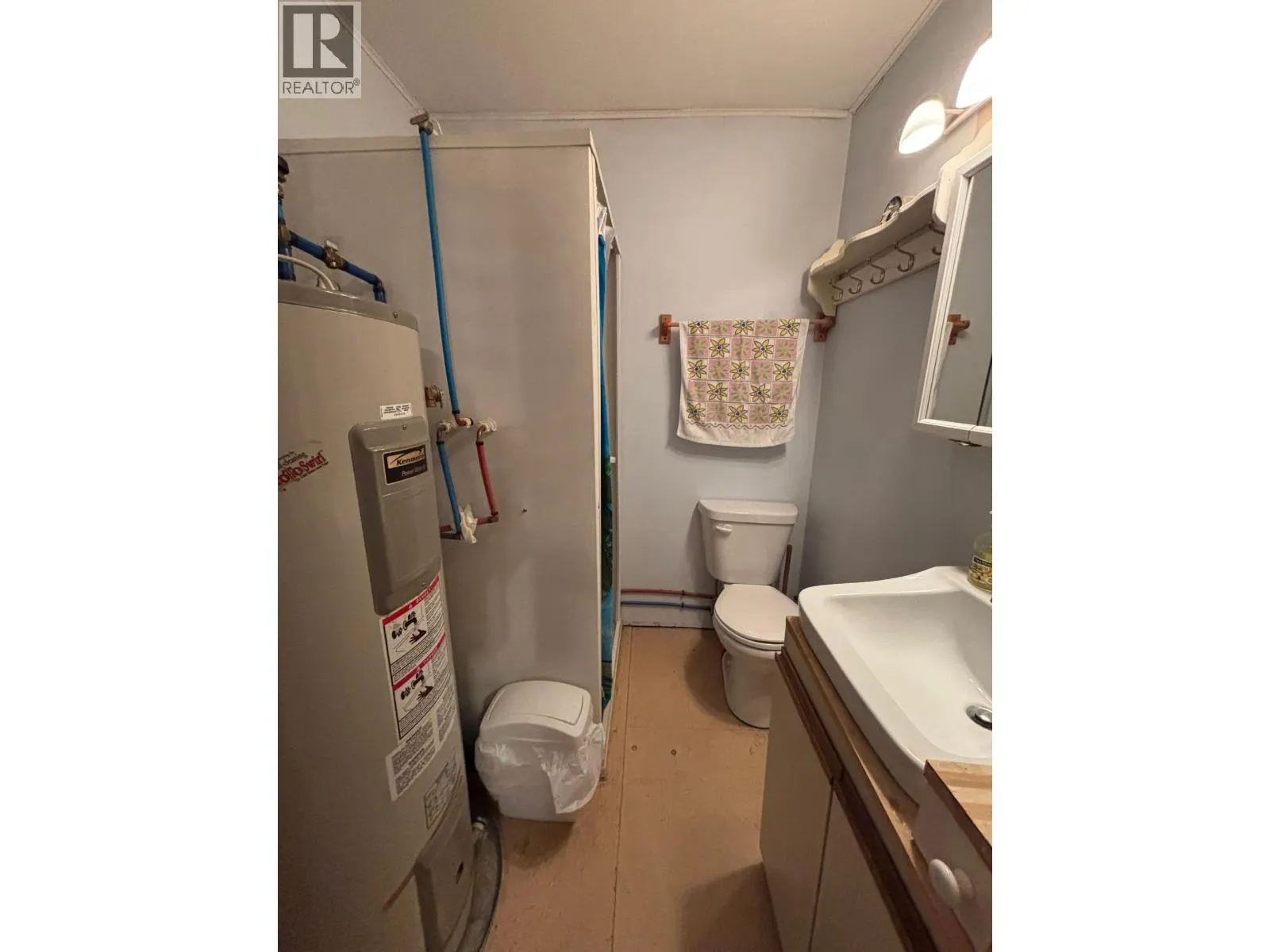 2832 Jewel Lake Road