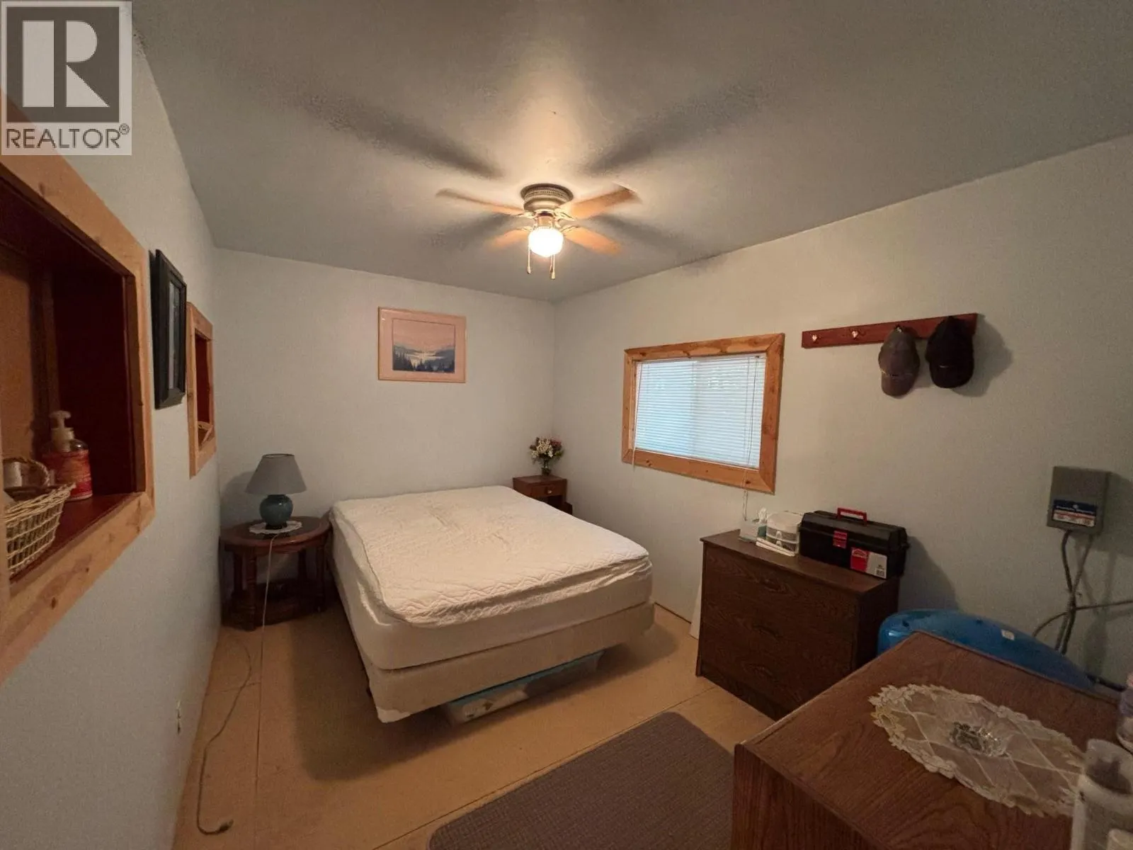 2832 Jewel Lake Road