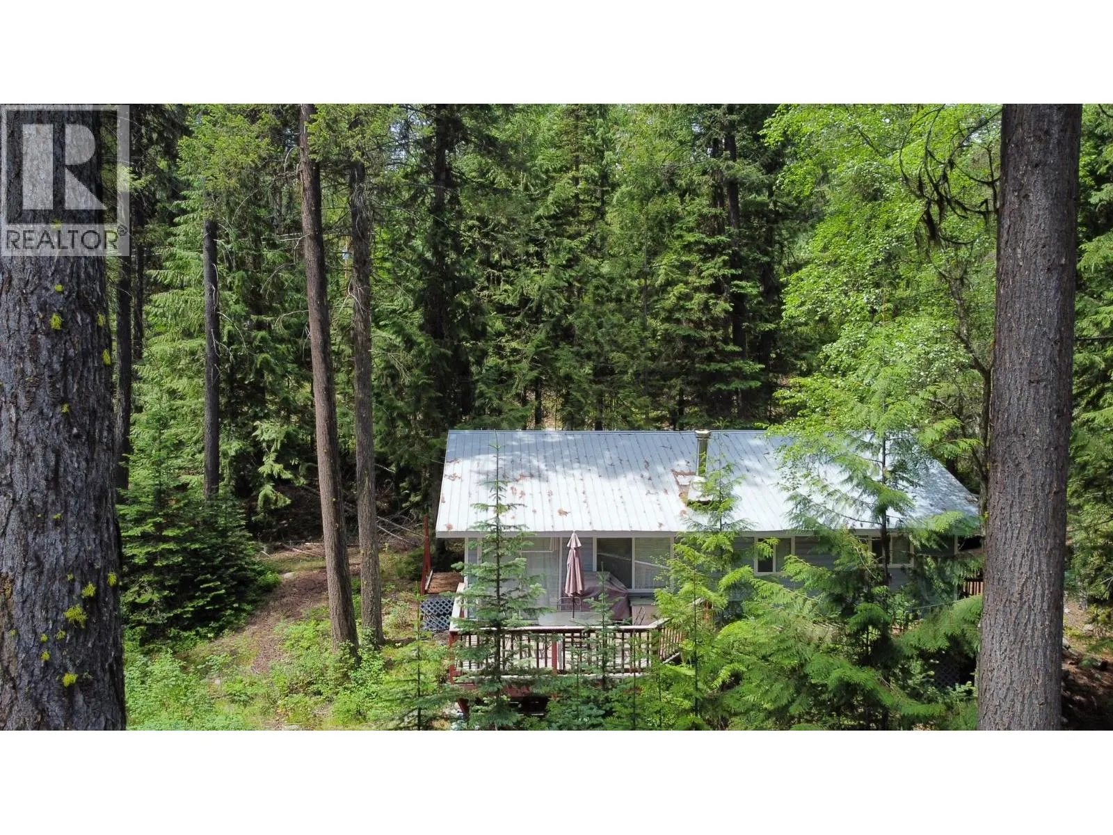 2832 Jewel Lake Road