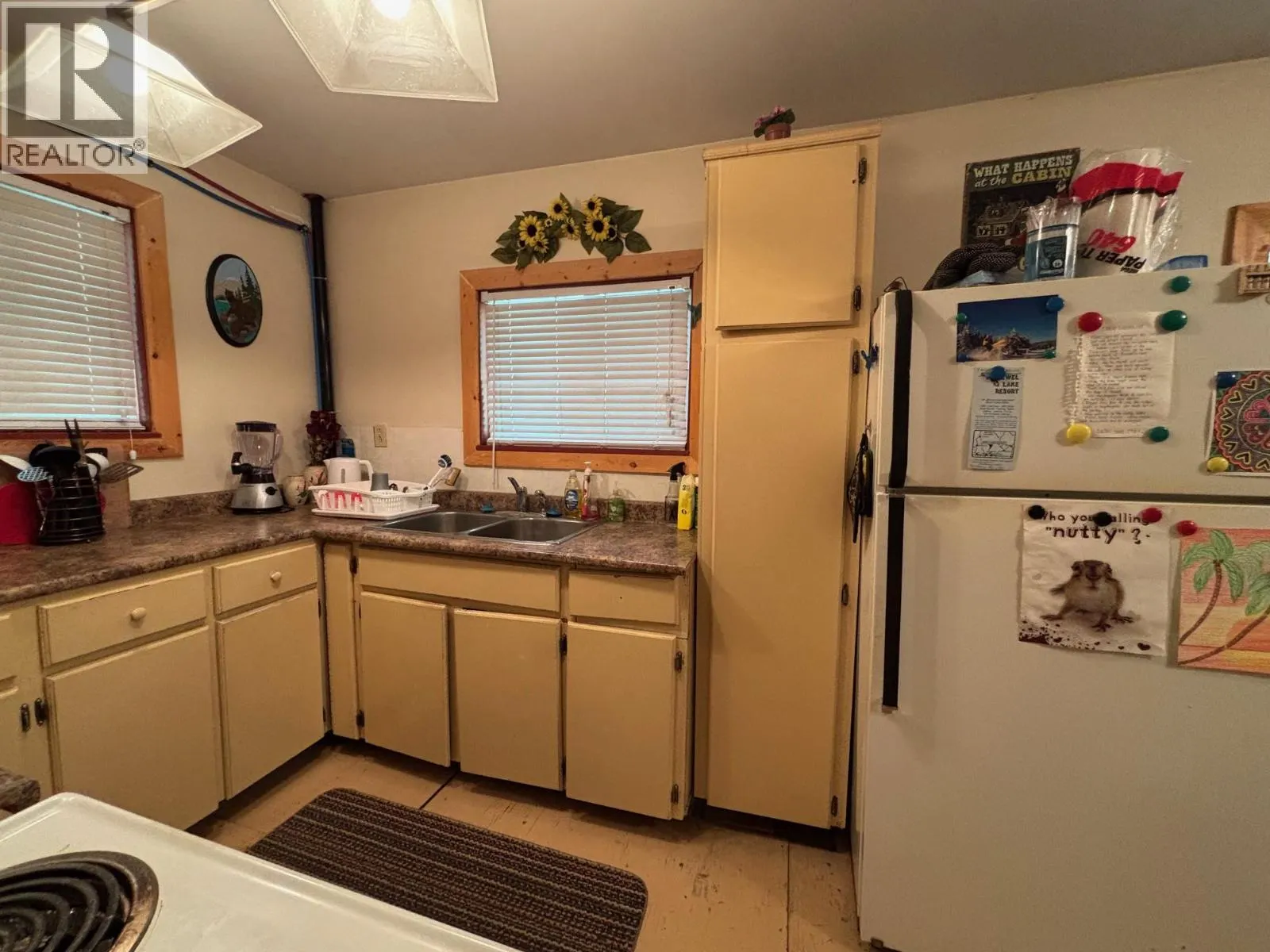 2832 Jewel Lake Road