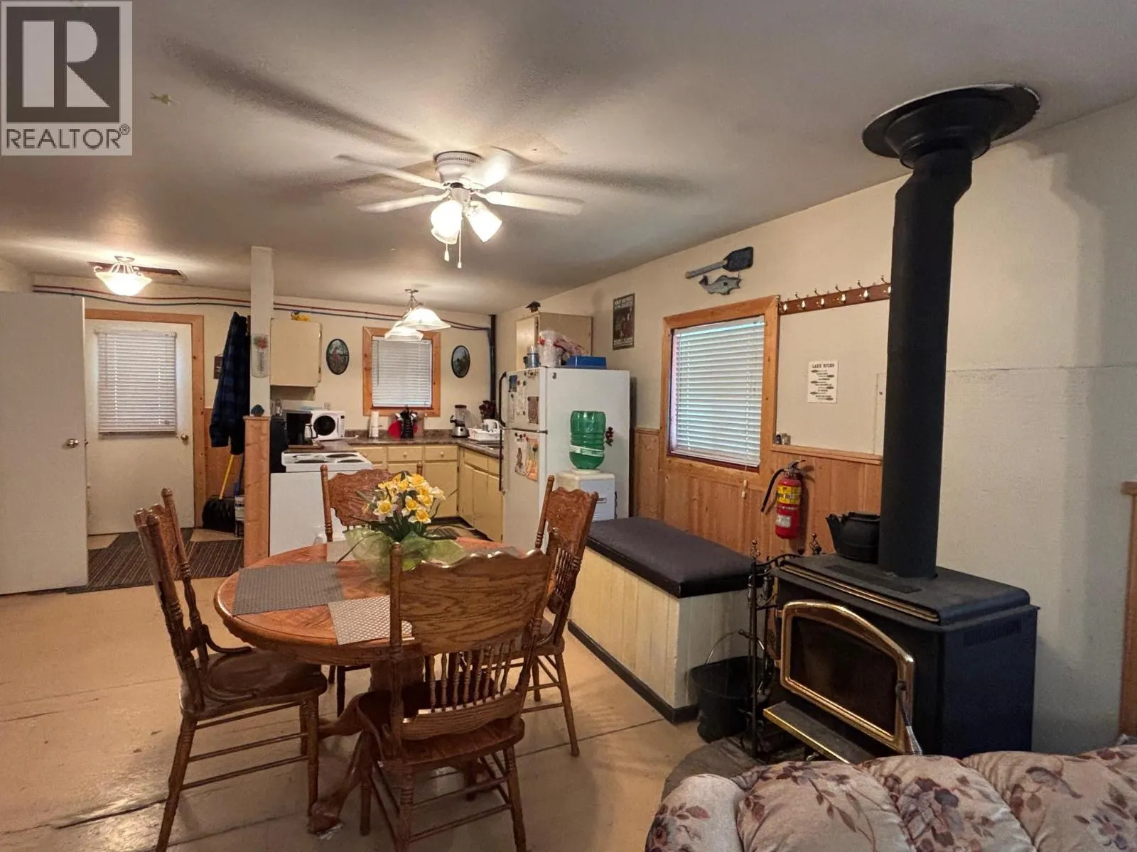 2832 Jewel Lake Road