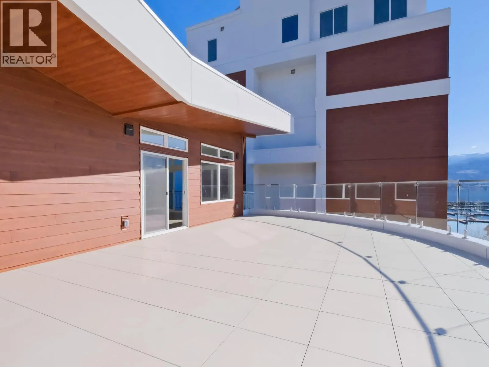 13417 Lakeshore Drive S Unit# 201