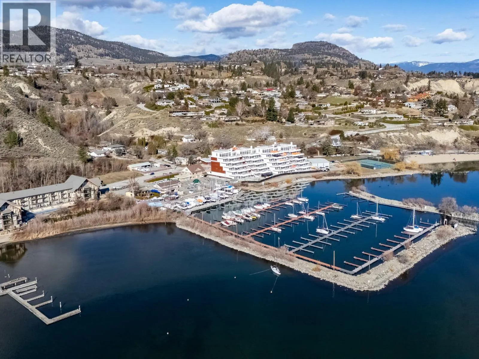 13417 Lakeshore Drive S Unit# 201