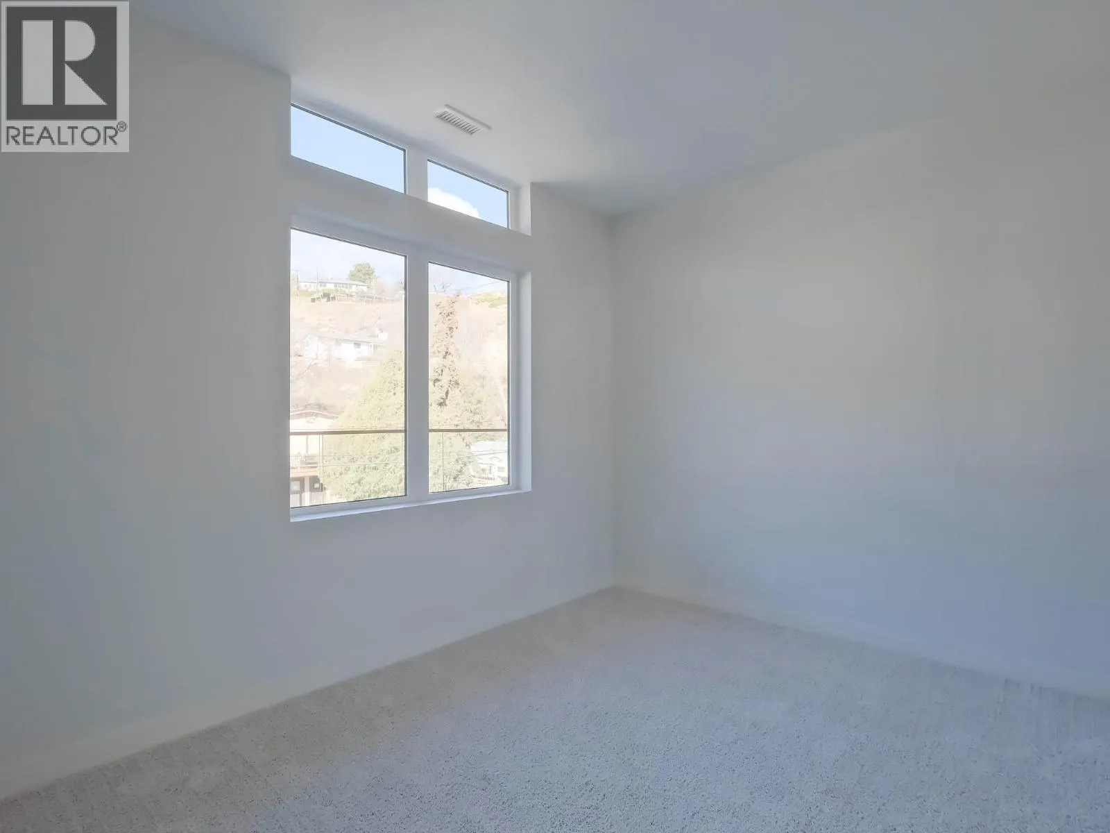 13417 Lakeshore Drive S Unit# 201