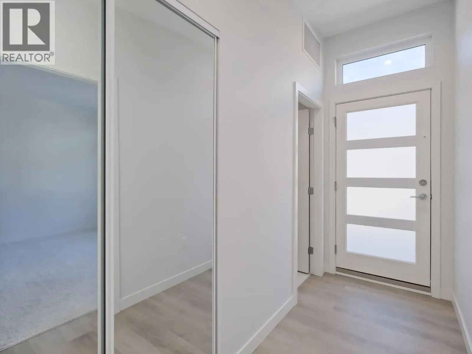 13417 Lakeshore Drive S Unit# 201