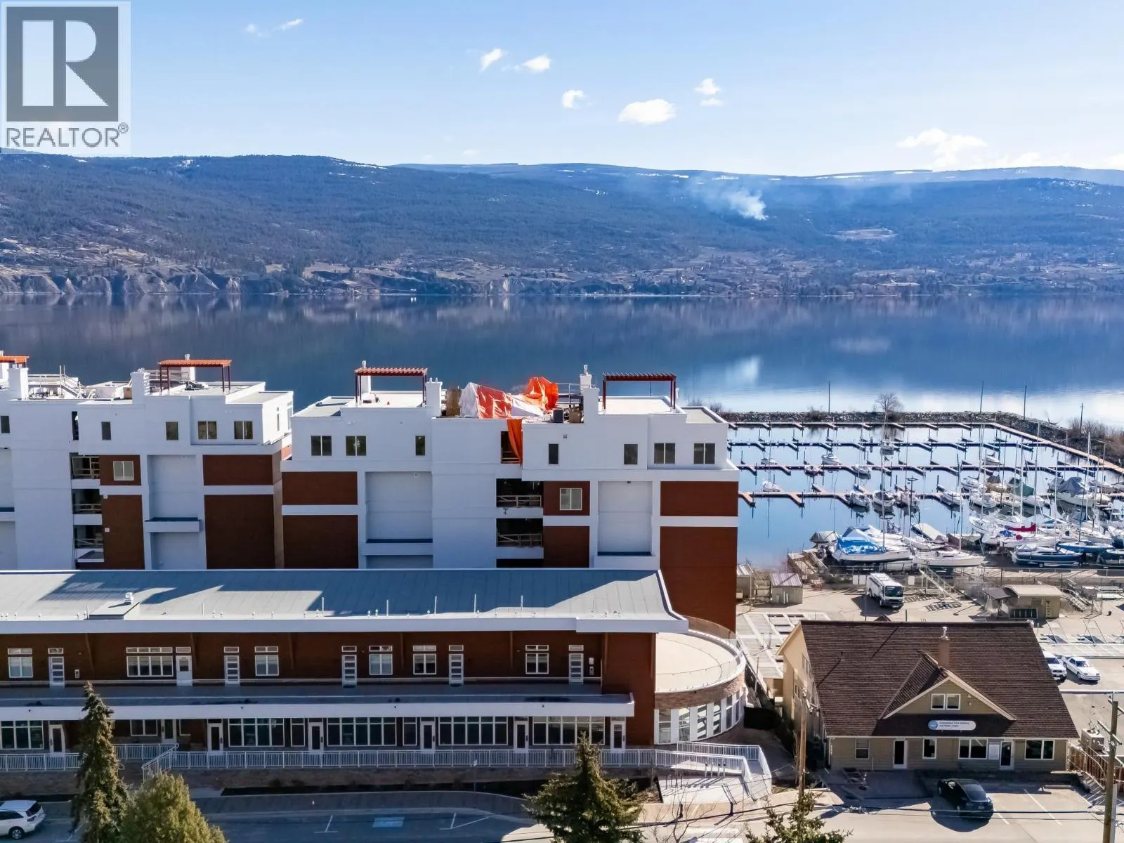 13417 Lakeshore Drive S Unit# 201