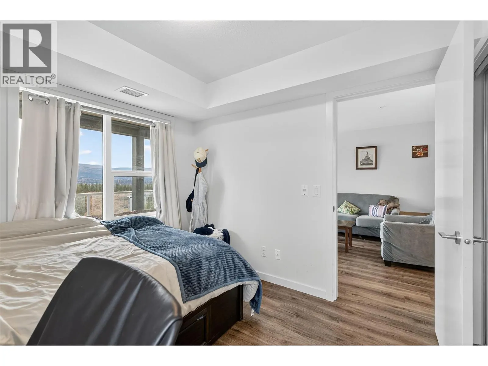 725 Academy Way Unit# 222