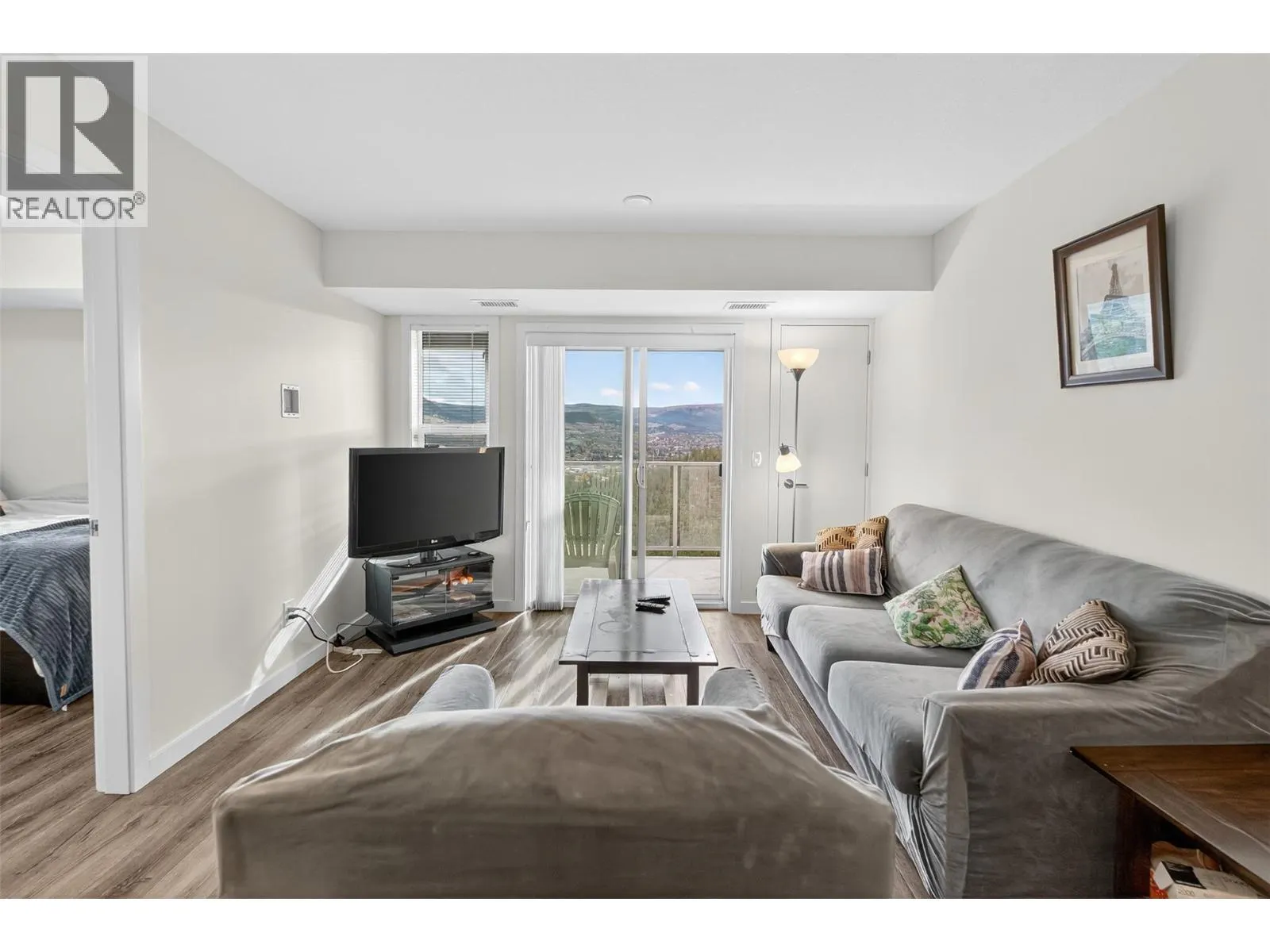 725 Academy Way Unit# 222