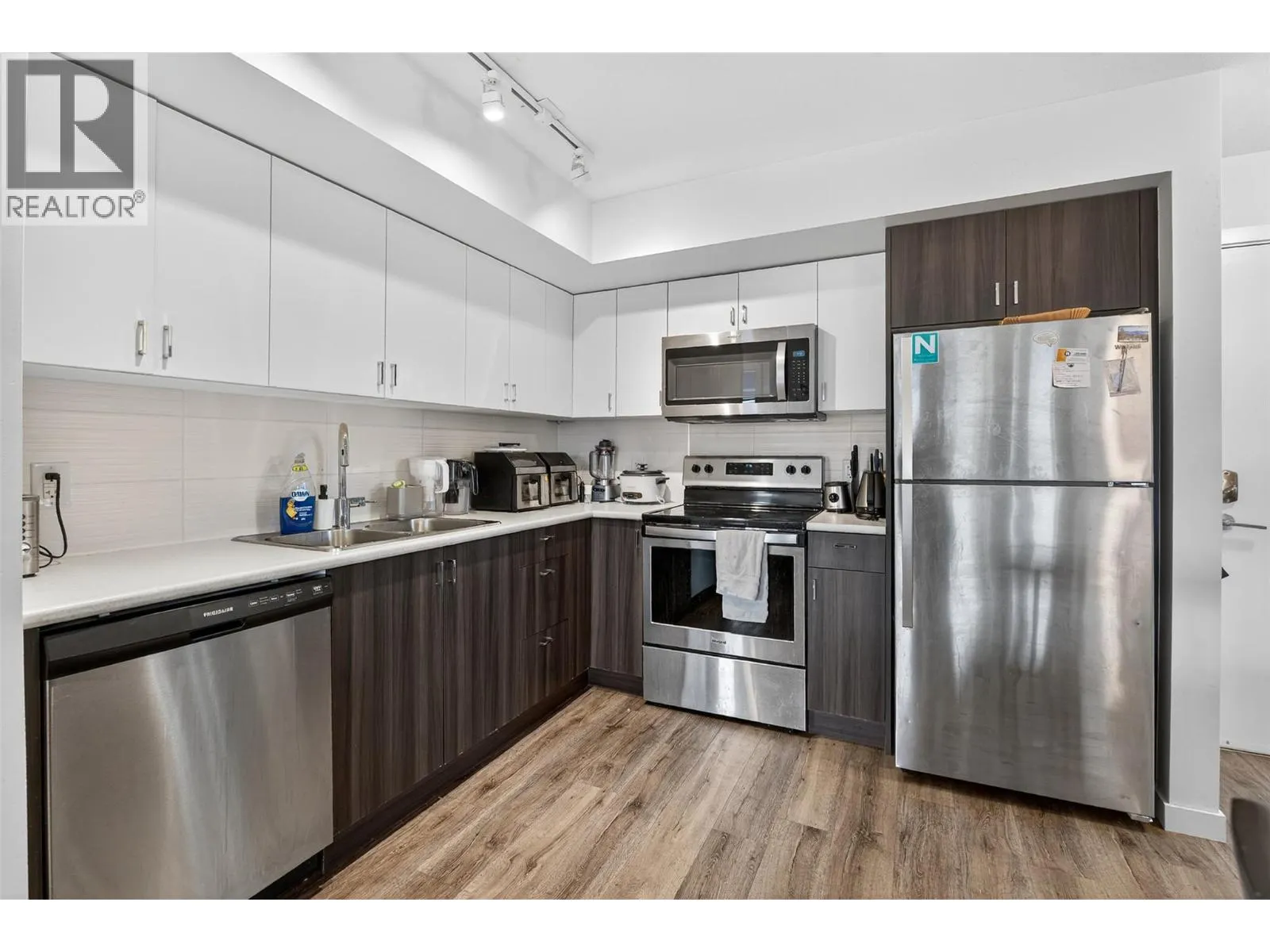 725 Academy Way Unit# 222